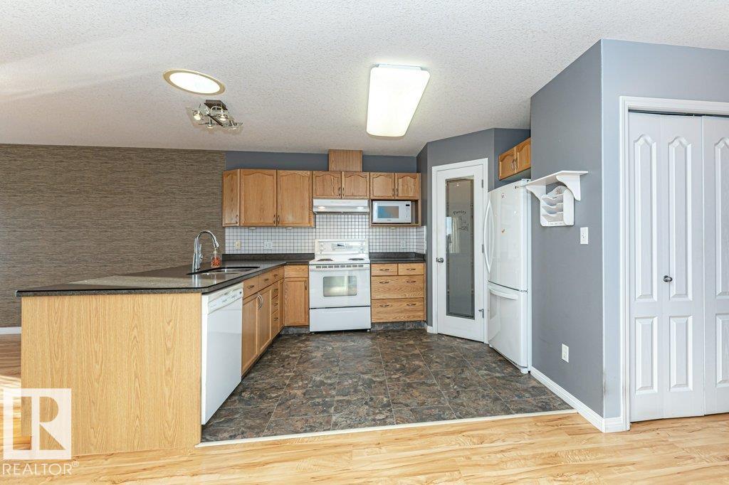 Photo 34 at 53 - 8602 Southfort Drive, South Fort, Fort Saskatchewan