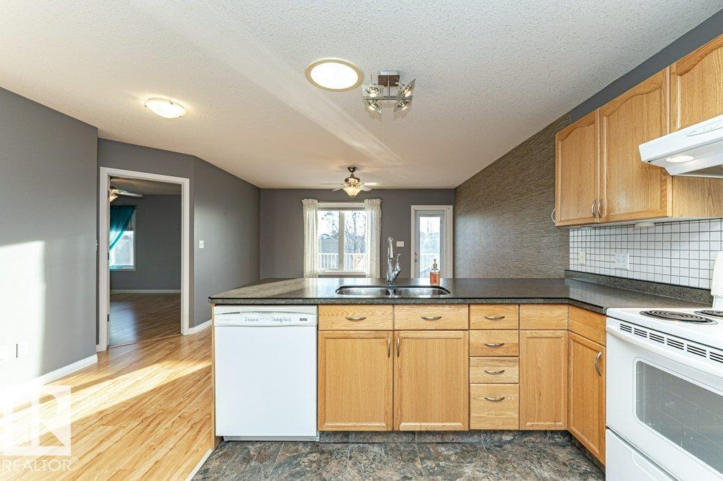 Photo 36 at 53 - 8602 Southfort Drive, South Fort, Fort Saskatchewan
