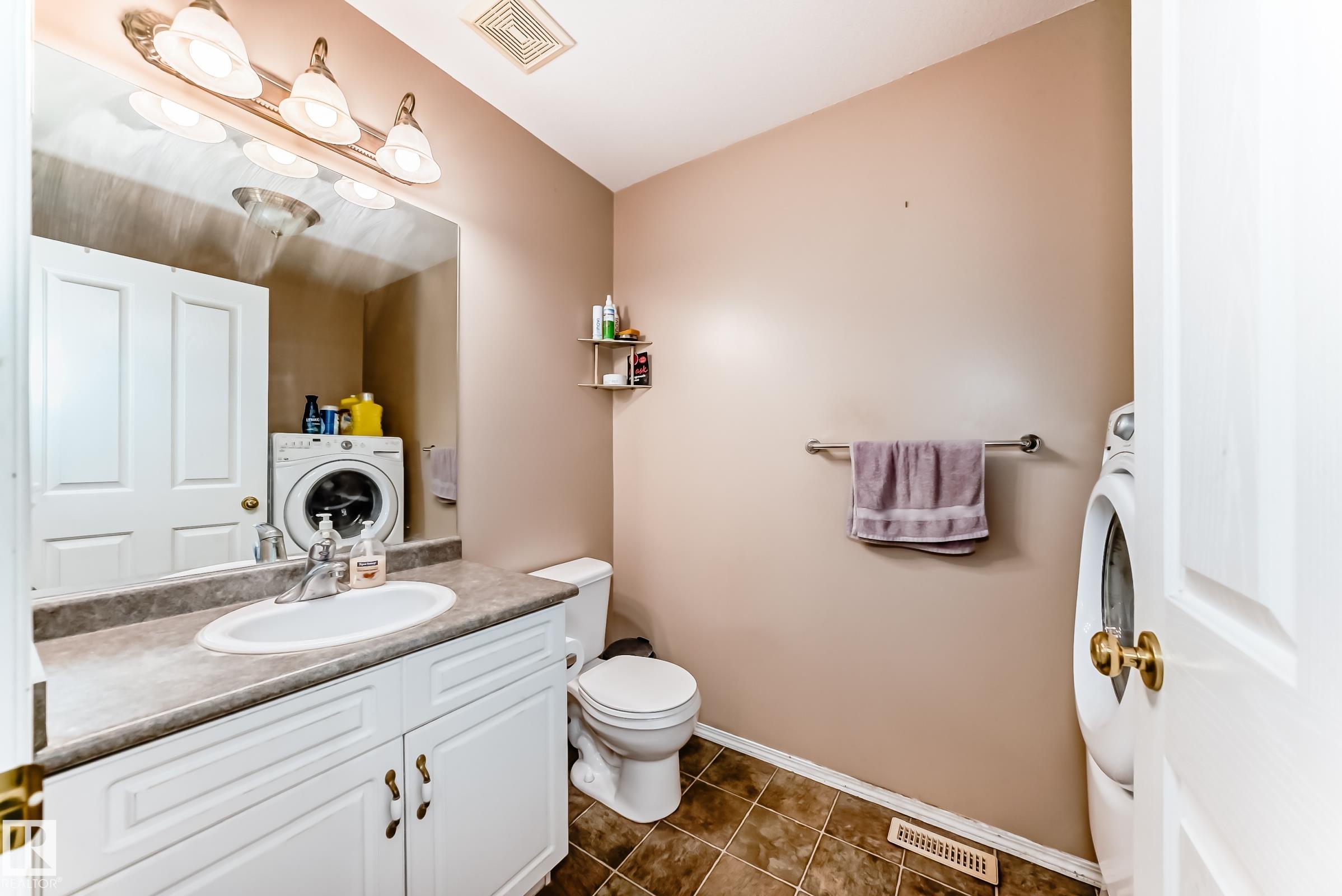 Photo 17 at 1815 36 Avenue NW, Wild Rose, Edmonton