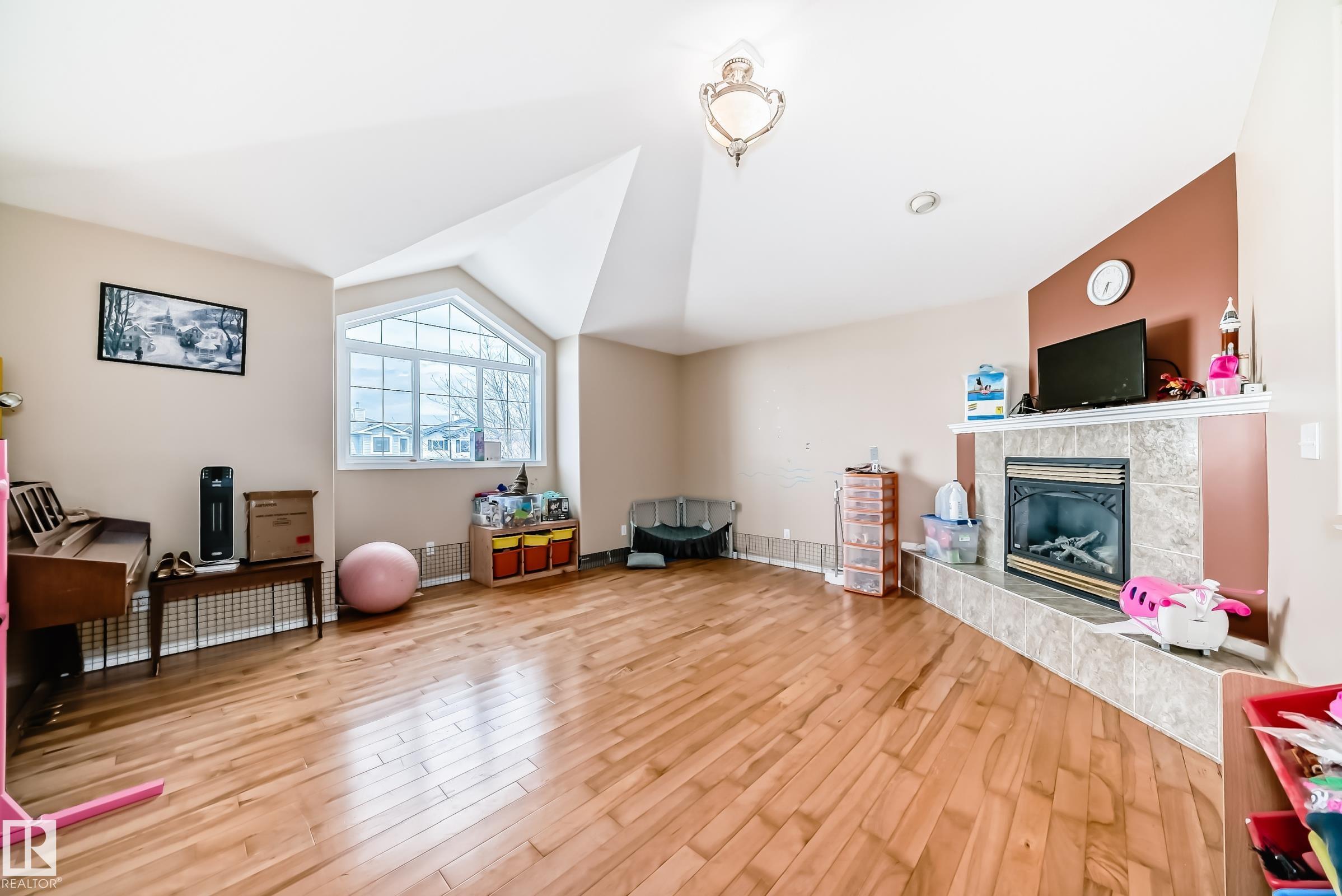 Photo 25 at 1815 36 Avenue NW, Wild Rose, Edmonton