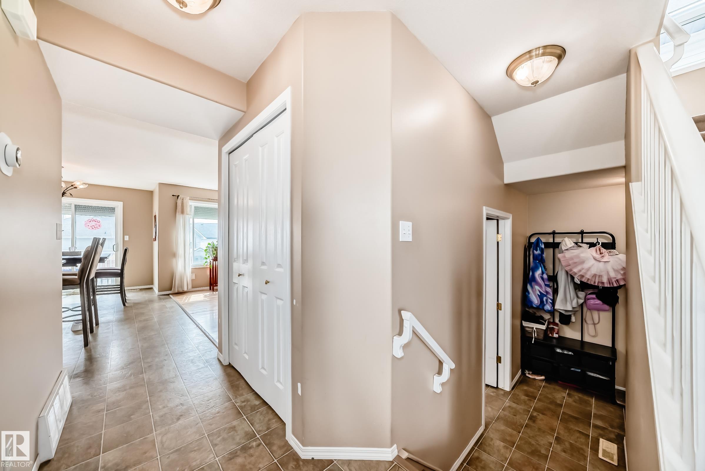 1815 36 Avenue NW, Wild Rose, Edmonton