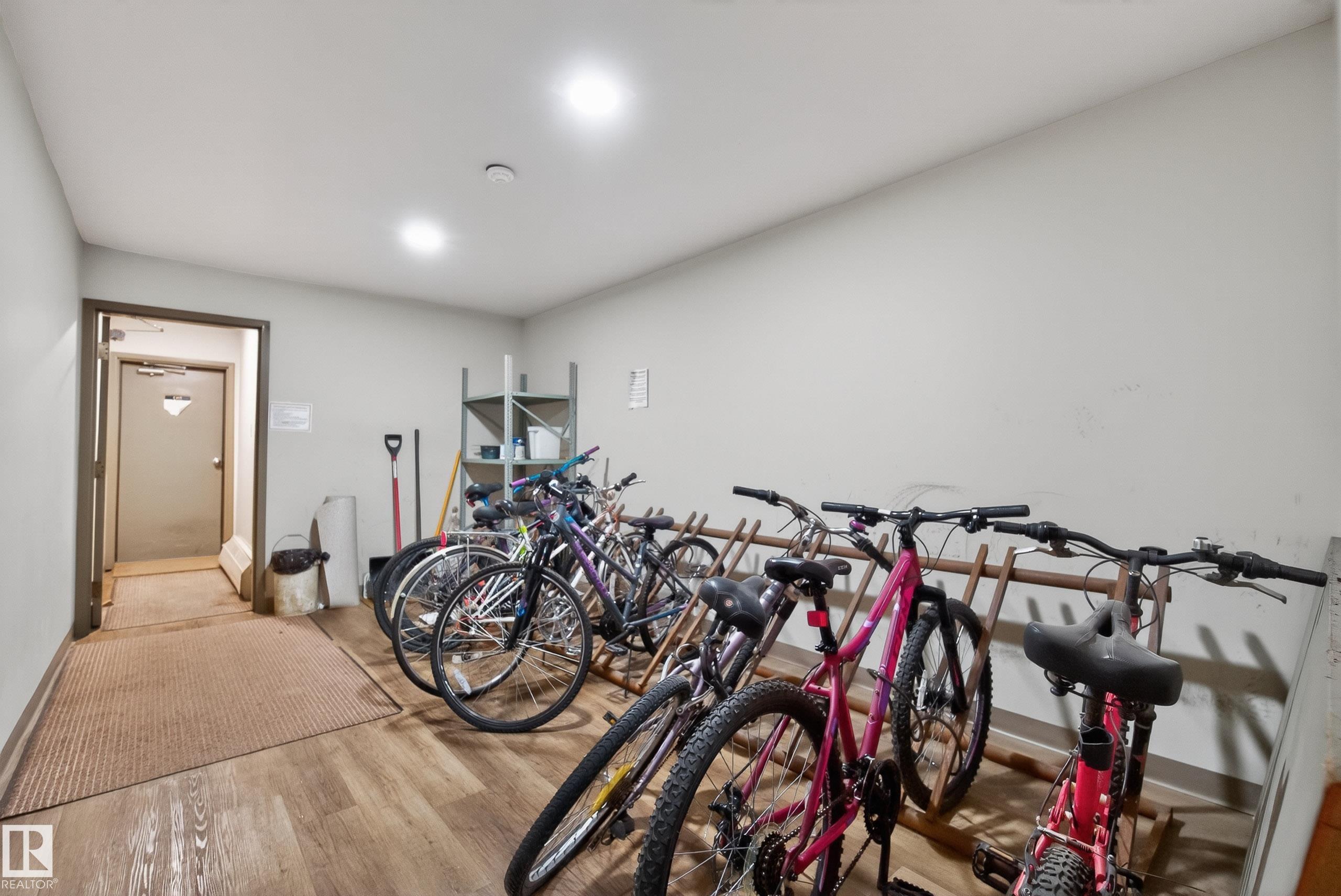 Photo 31 at 302 - 10148 118 Street NW, Wîhkwêntôwin, Edmonton