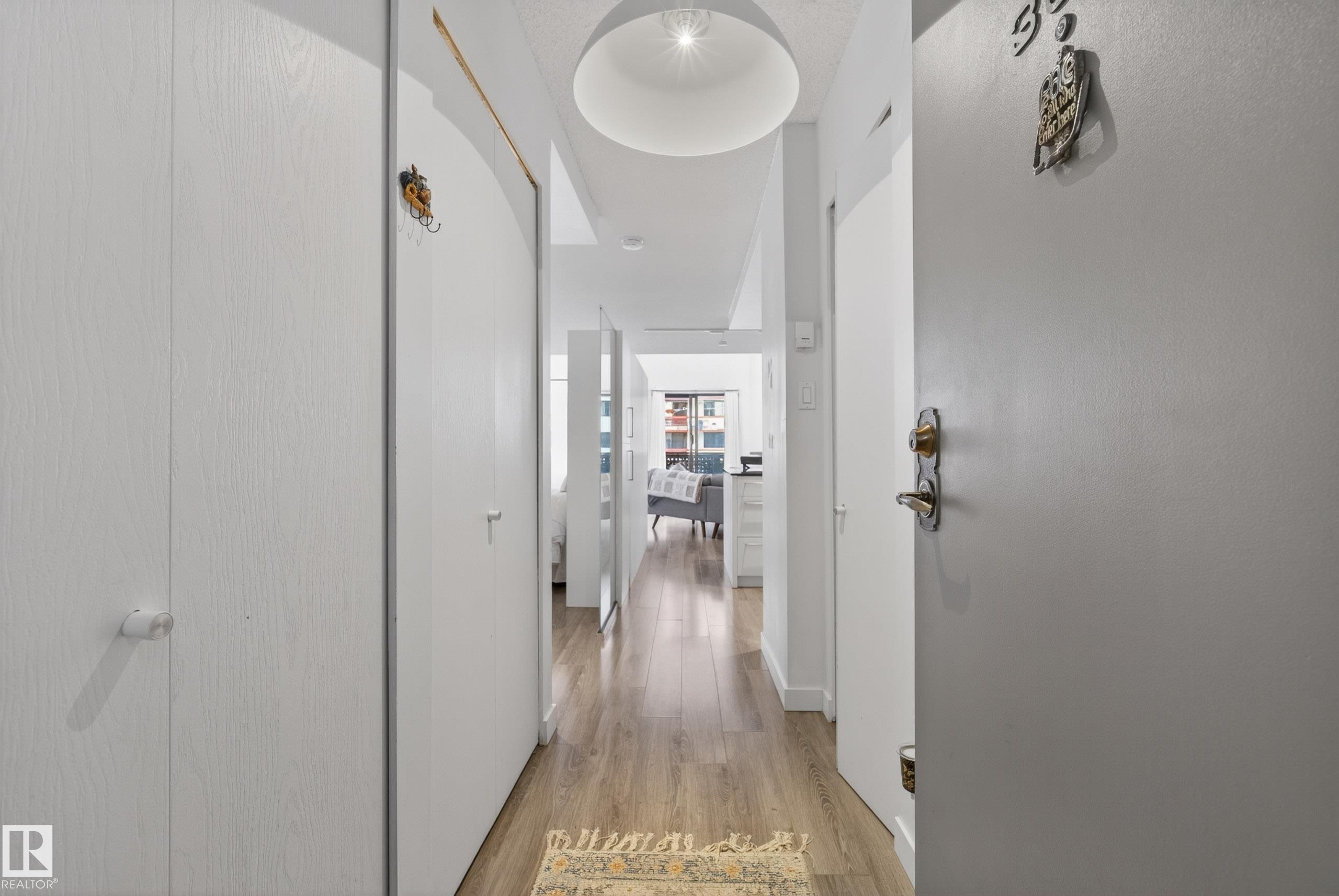 Photo 6 at 302 - 10148 118 Street NW, Wîhkwêntôwin, Edmonton