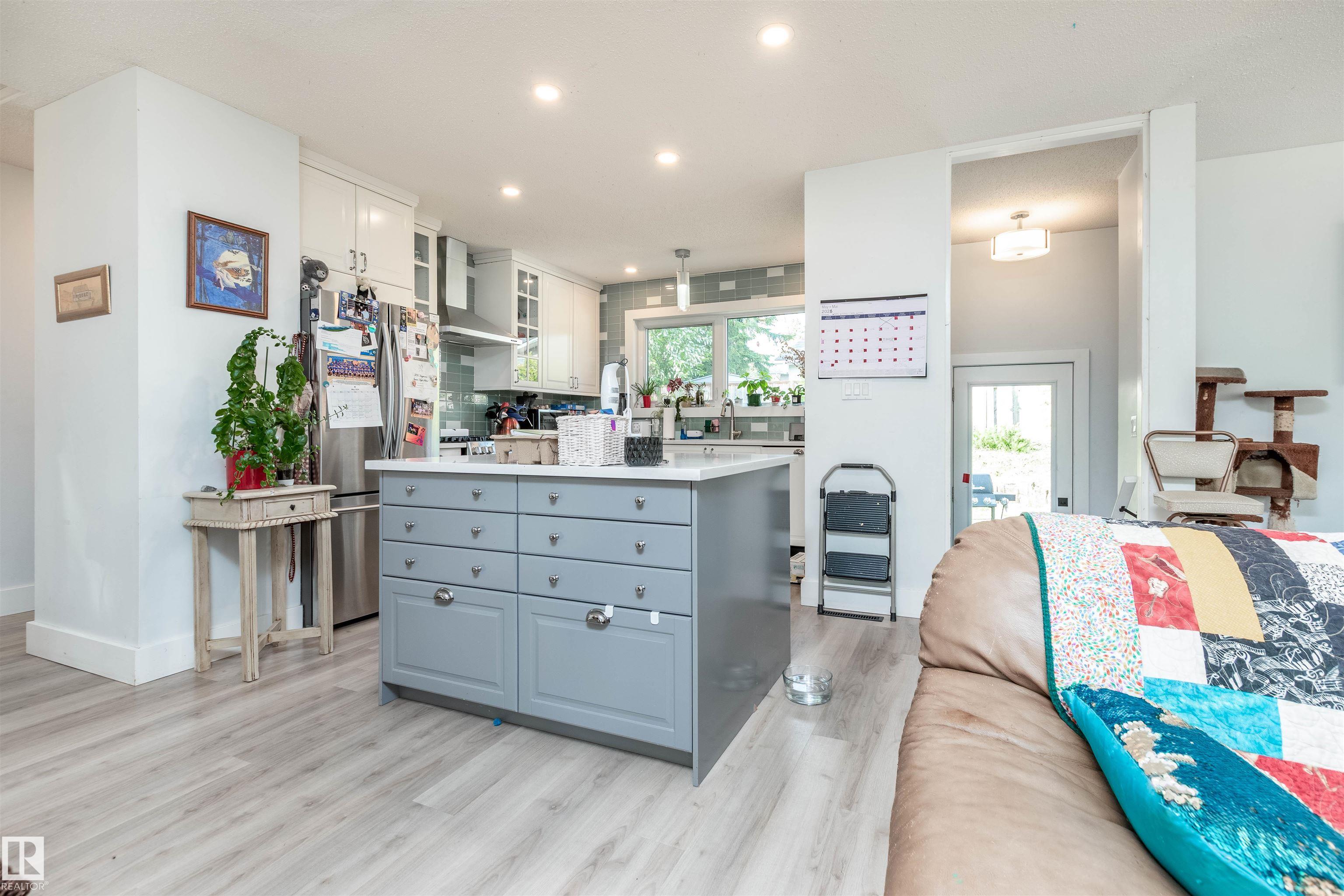 Photo 4 at 88 Circlewood Drive, Maplewood, Sherwood Park
