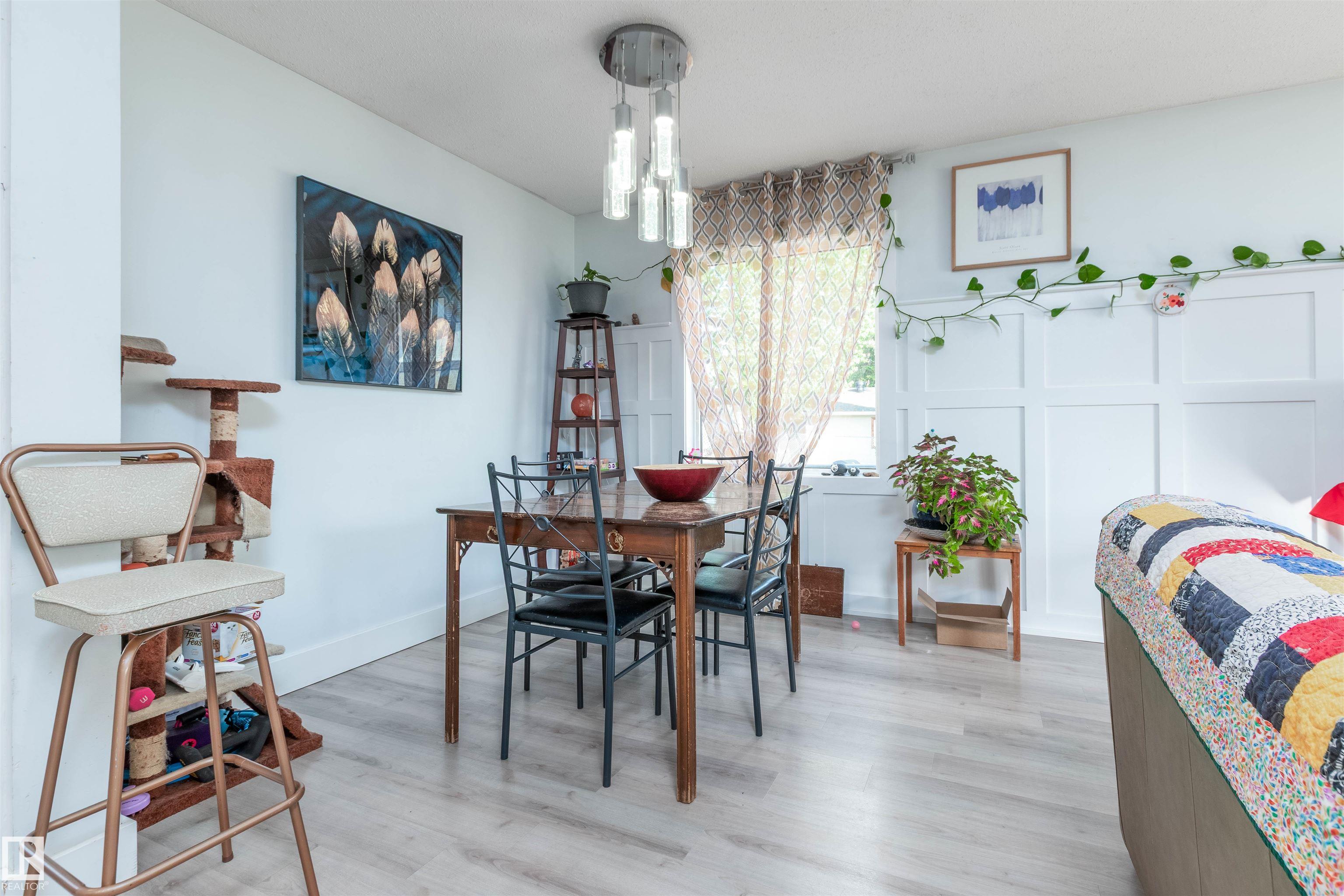 Photo 8 at 88 Circlewood Drive, Maplewood, Sherwood Park