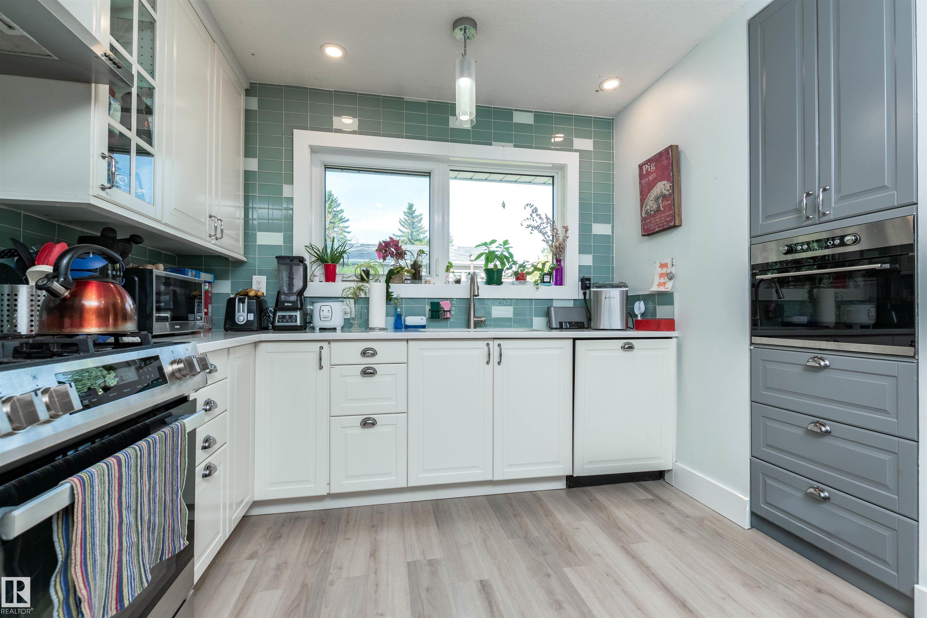 Photo 10 at 88 Circlewood Drive, Maplewood, Sherwood Park
