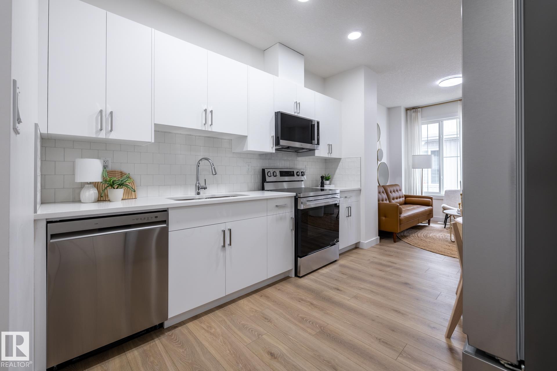 Photo 6 at 36 - 2735 Alces Way SW, Alces, Edmonton