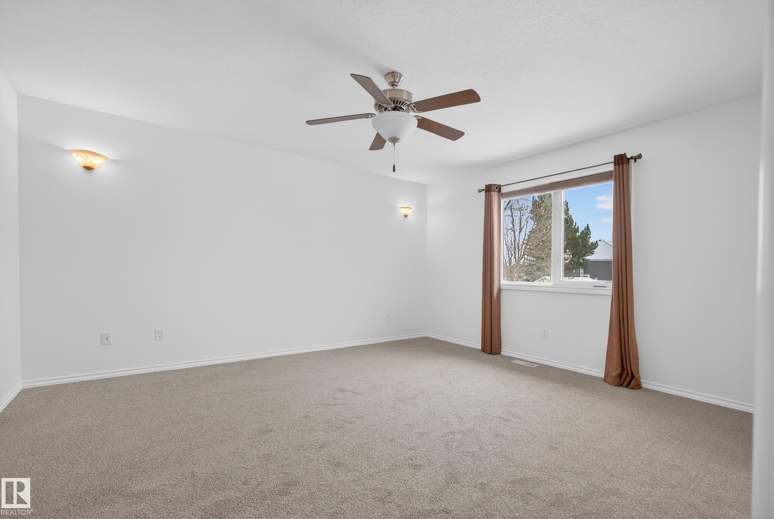 Photo 20 at 19 Country Lane, Country Plains Estates, Stony Plain