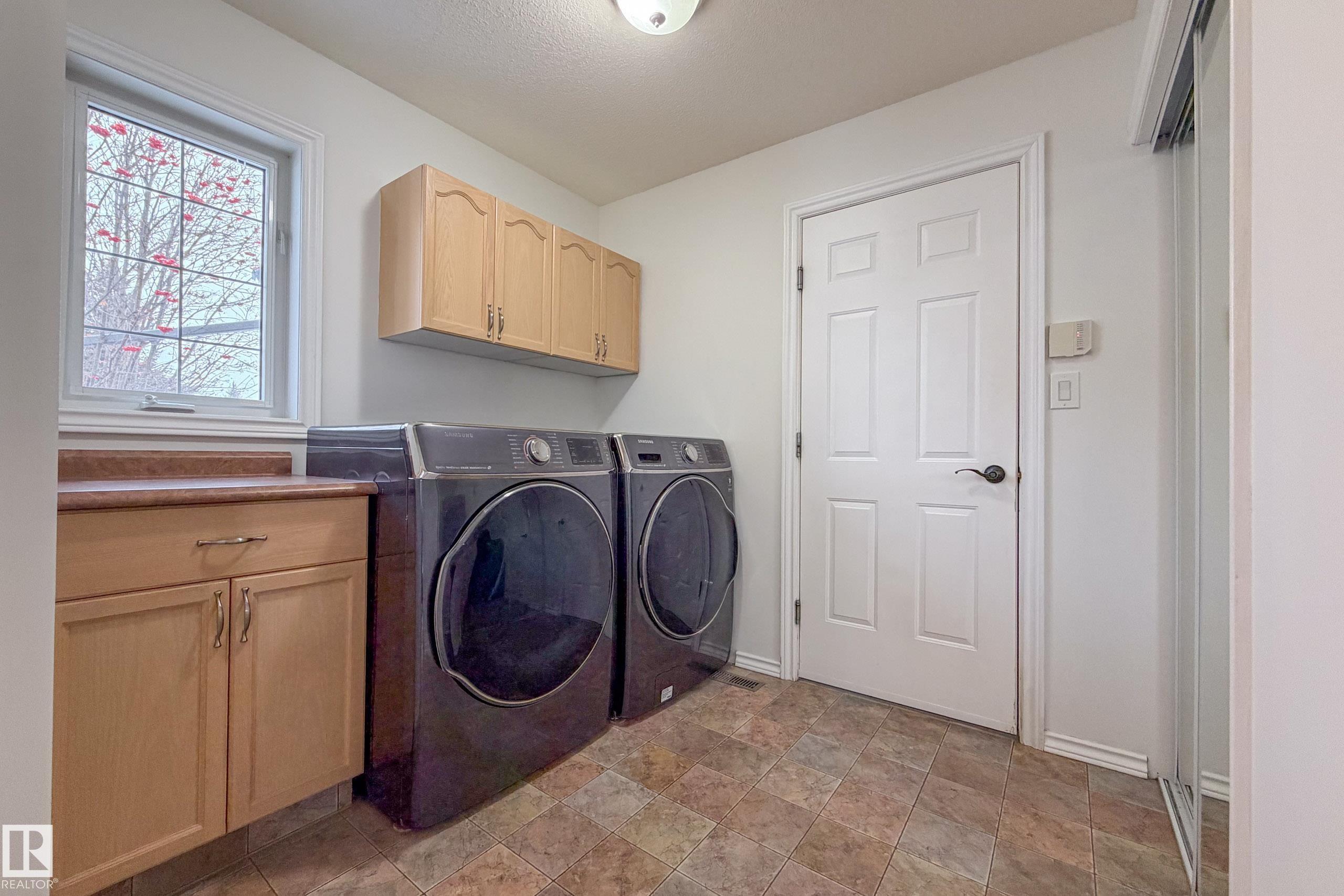 Photo 25 at 19 Country Lane, Country Plains Estates, Stony Plain