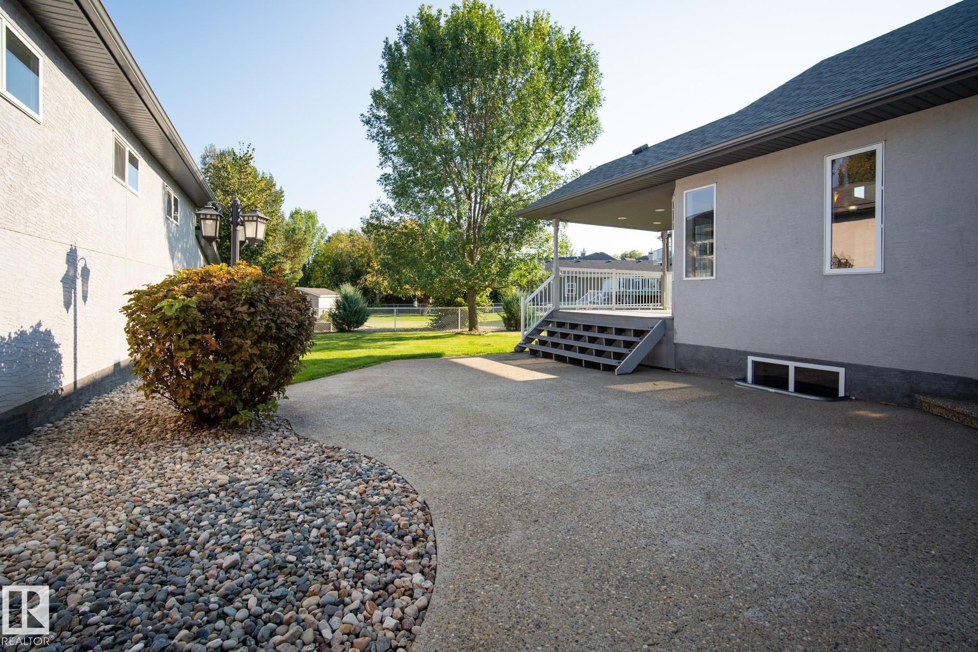 Photo 36 at 19 Country Lane, Country Plains Estates, Stony Plain
