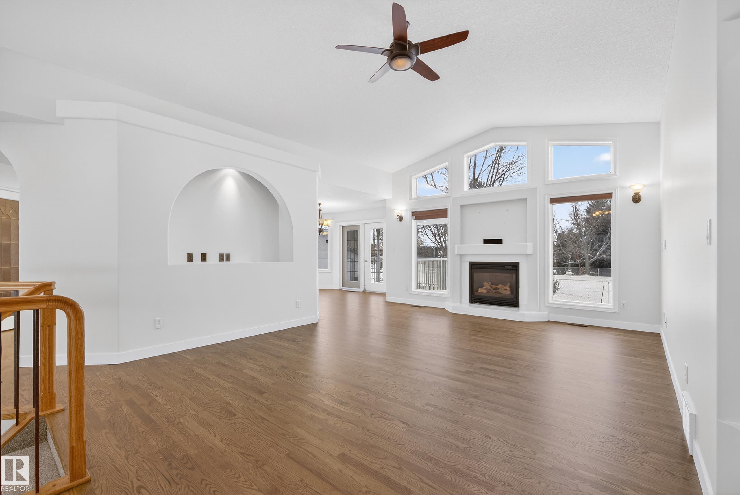 Photo 9 at 19 Country Lane, Country Plains Estates, Stony Plain