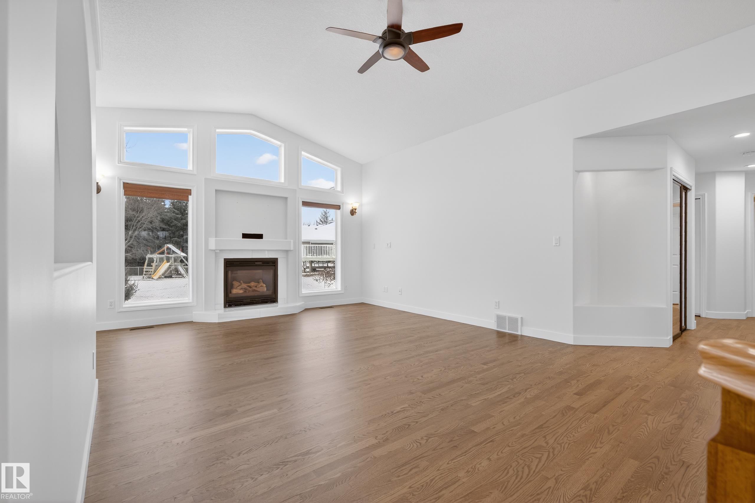 Photo 10 at 19 Country Lane, Country Plains Estates, Stony Plain