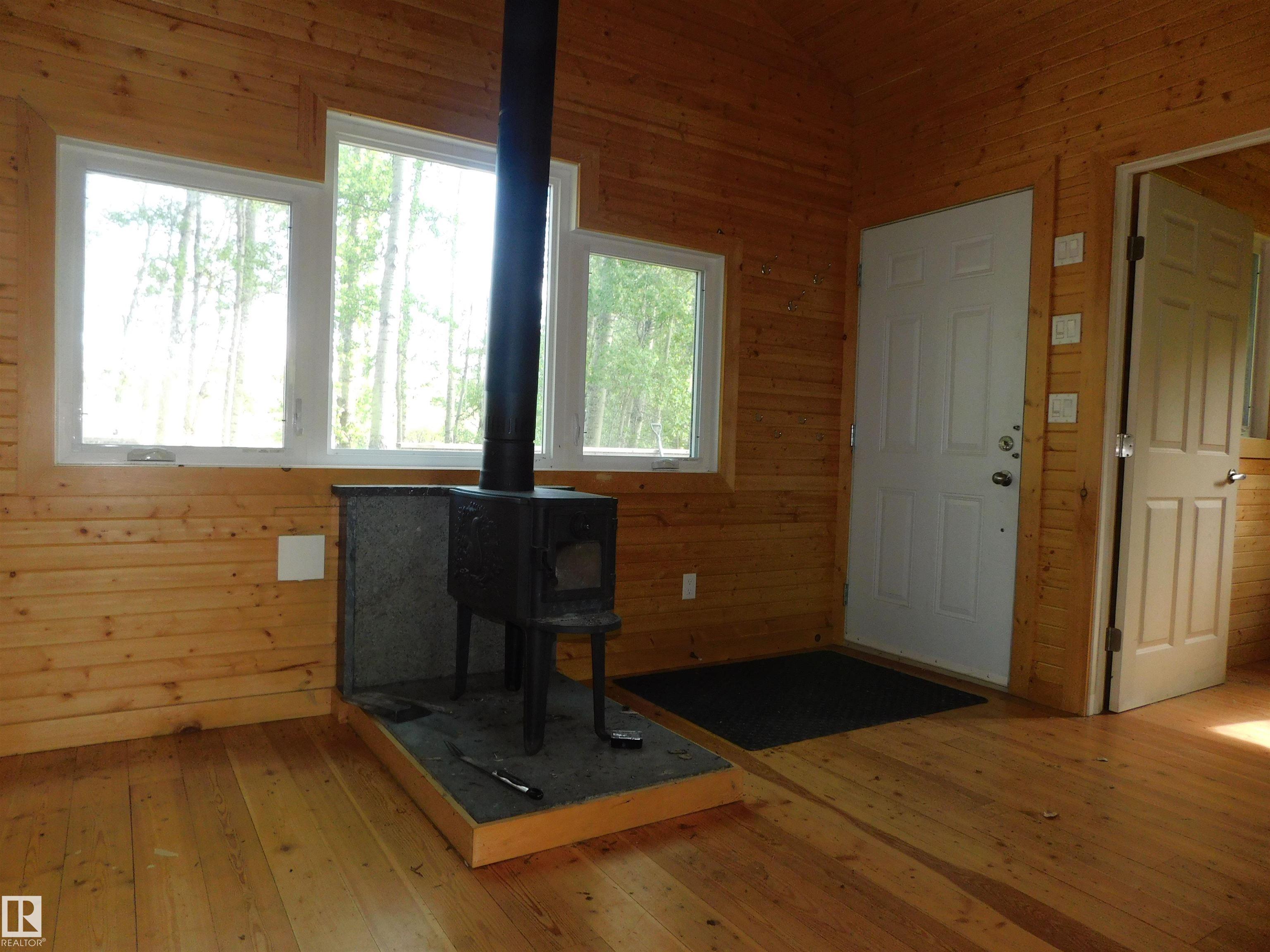 Photo 15 at 52123 Rge Road 25, Amity Bay, Rural Parkland County