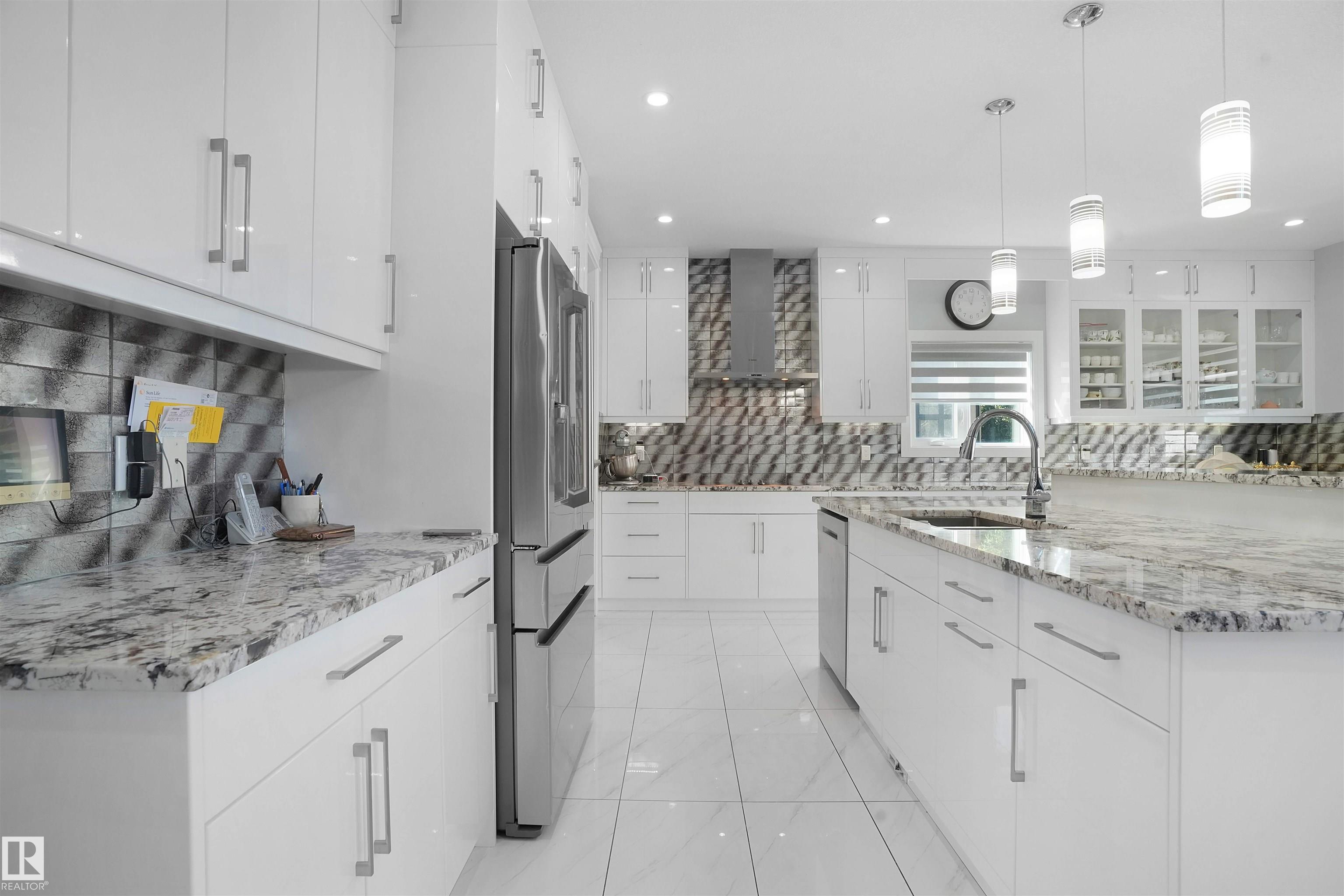 Photo 16 at 16608 9 Street NE, Quarry Ridge, Edmonton