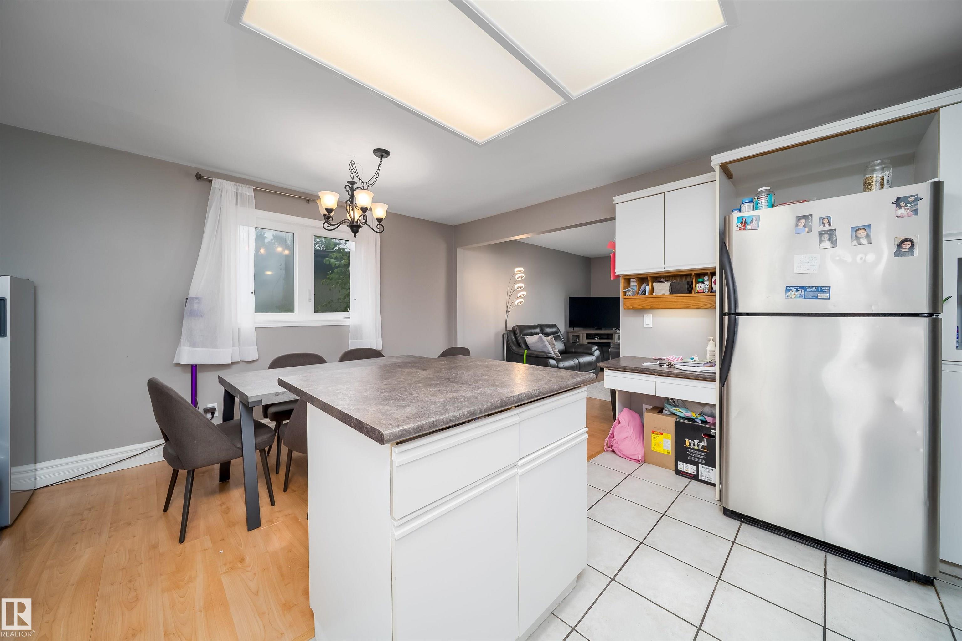 8512 142a Avenue NW, Northmount, Edmonton