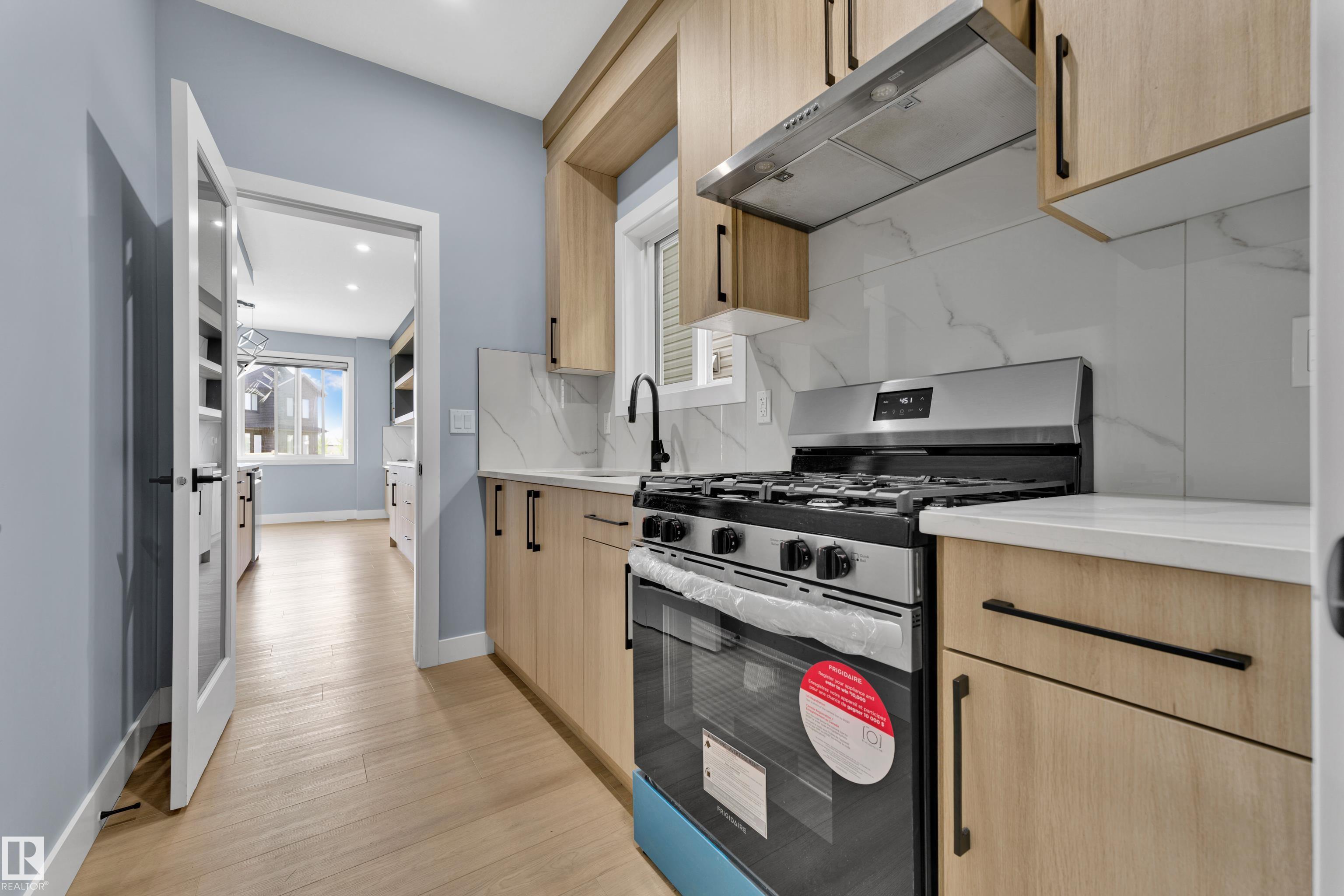 Photo 12 at 431 Roberts Crescent, Robinson, Leduc