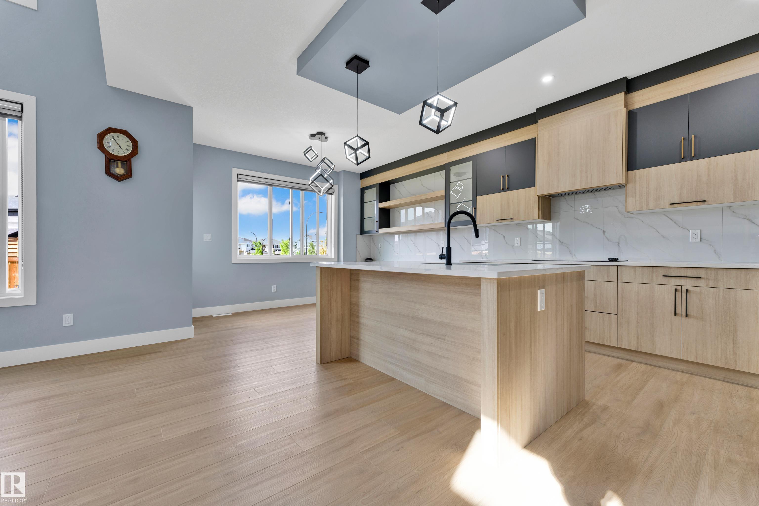 Photo 14 at 431 Roberts Crescent, Robinson, Leduc