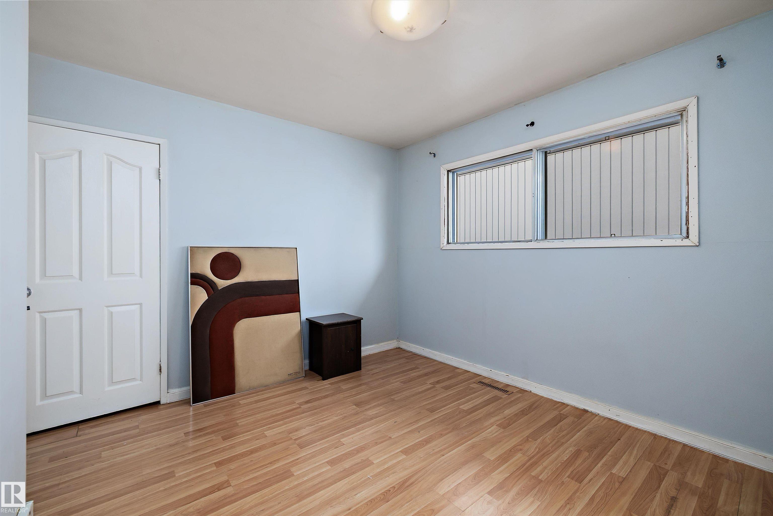Photo 11 at 12303 115 Avenue NW, Inglewood, Edmonton