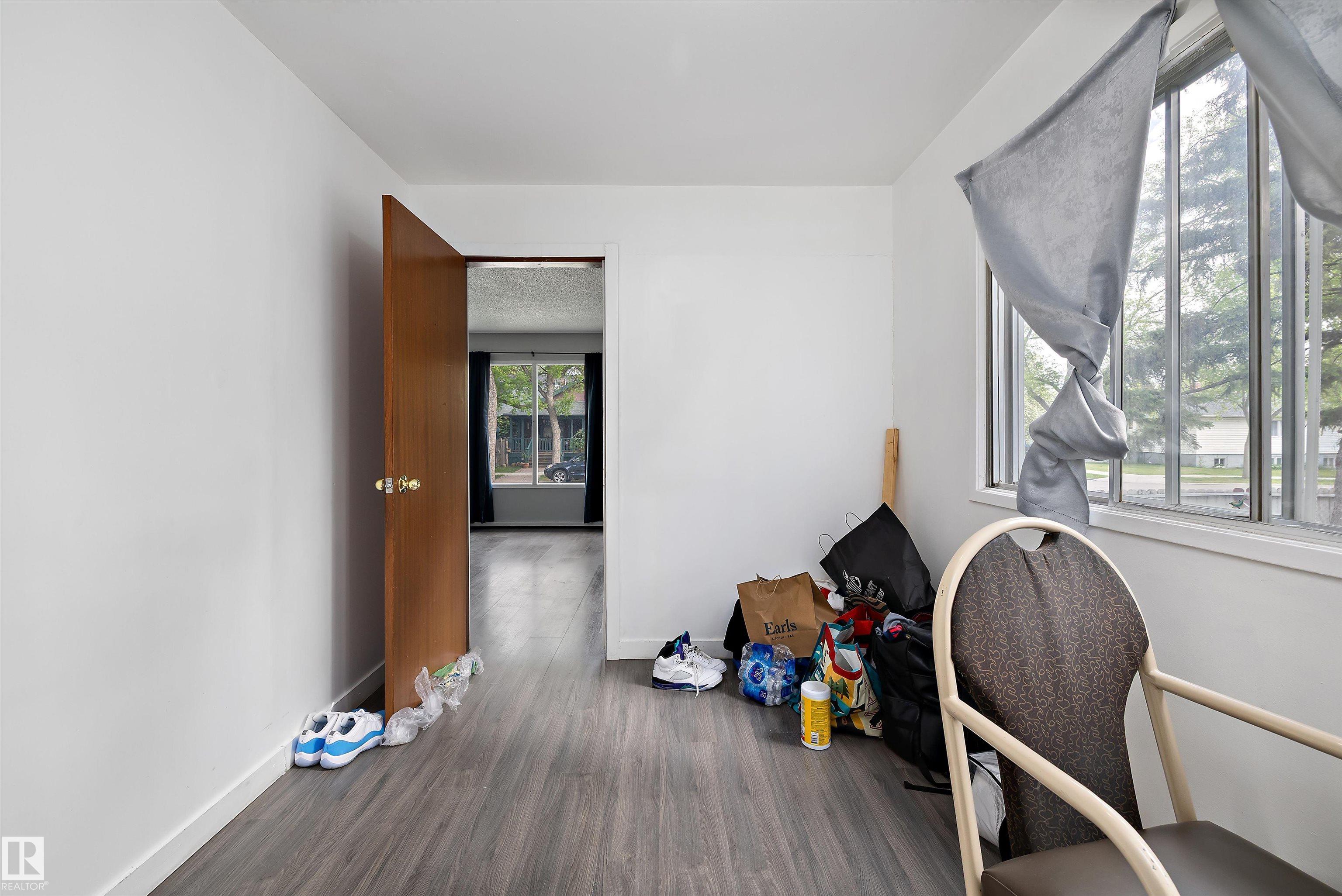 Photo 21 at 12303 115 Avenue NW, Inglewood, Edmonton