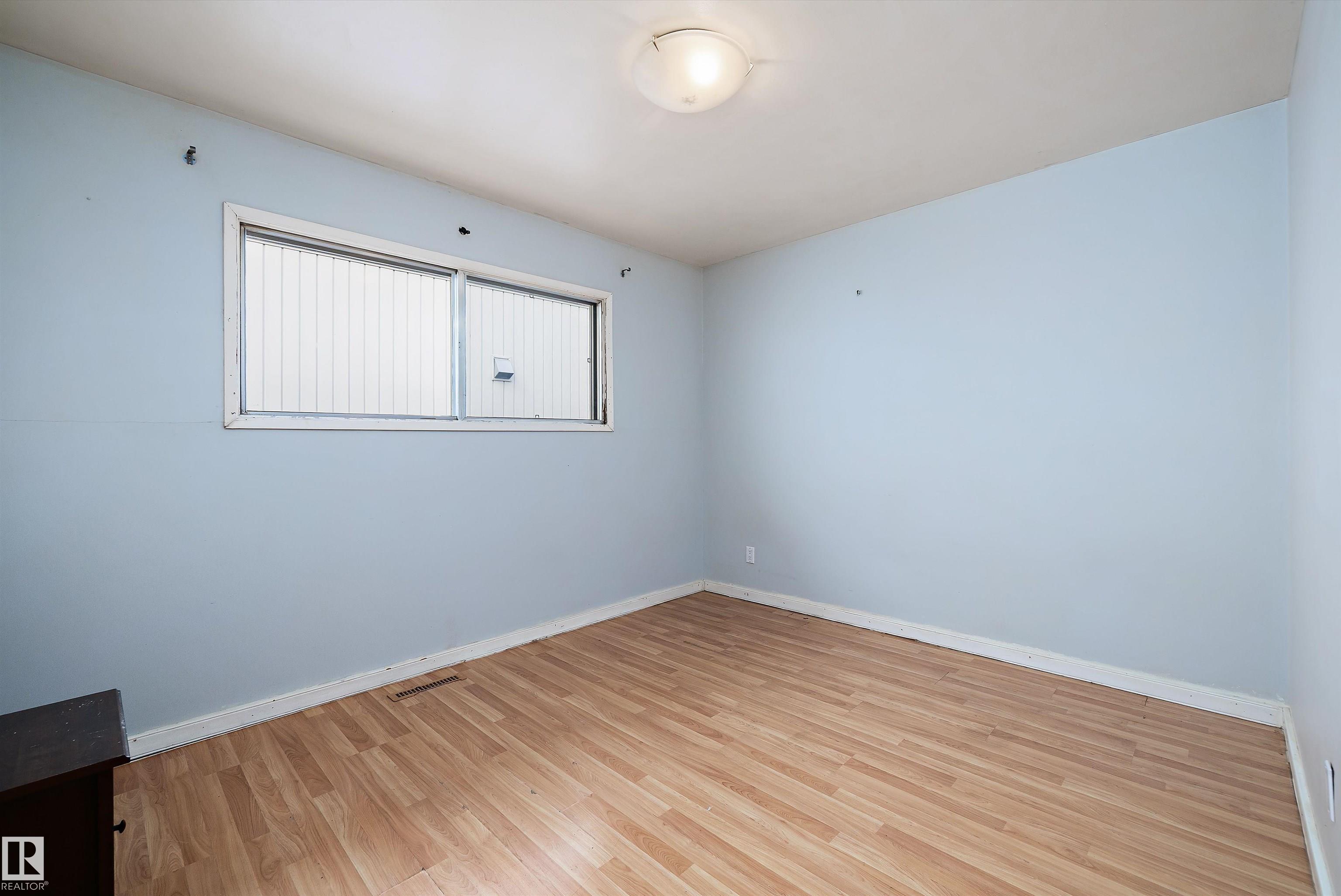 Photo 10 at 12303 115 Avenue NW, Inglewood, Edmonton