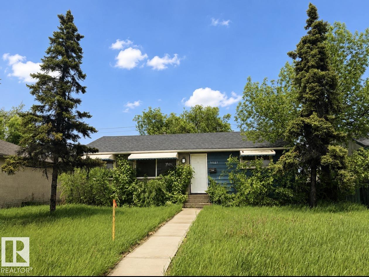 10327 50 Street NW, Gold Bar, Edmonton