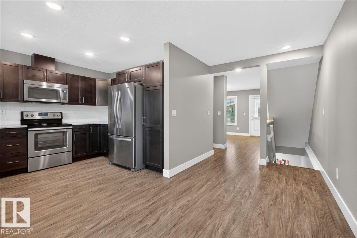Photo 18 at 14 - 1508 105 Street NW, Bearspaw, Edmonton