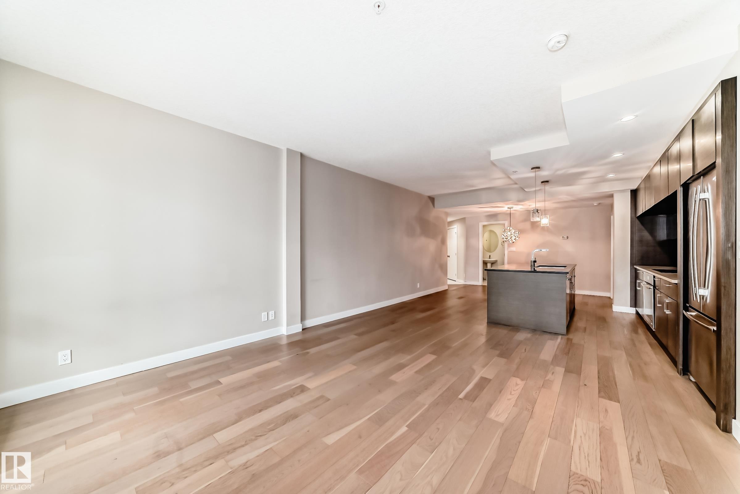 Photo 10 at 207 - 11710 87 Avenue NW, Windsor Park, Edmonton