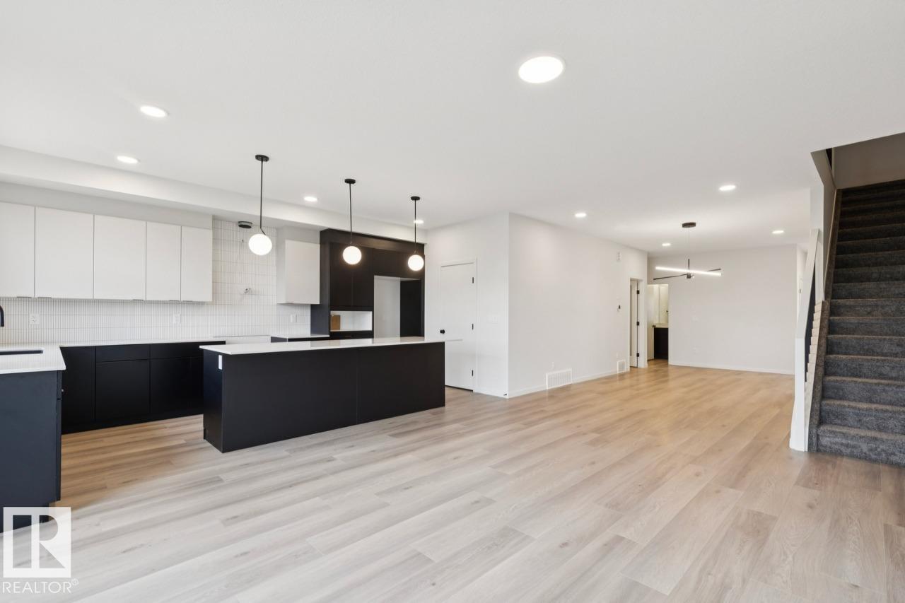 Photo 8 at 3019 5 Avenue SW, Alces, Edmonton