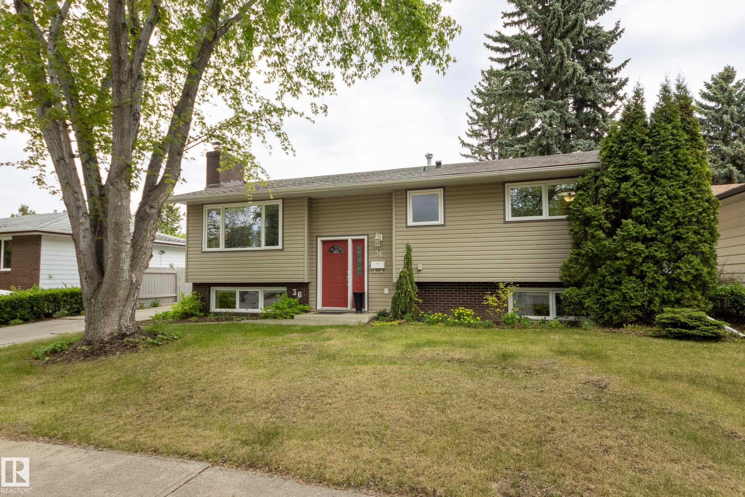 36 Fenwick Crescent, Forest Lawn, St. Albert