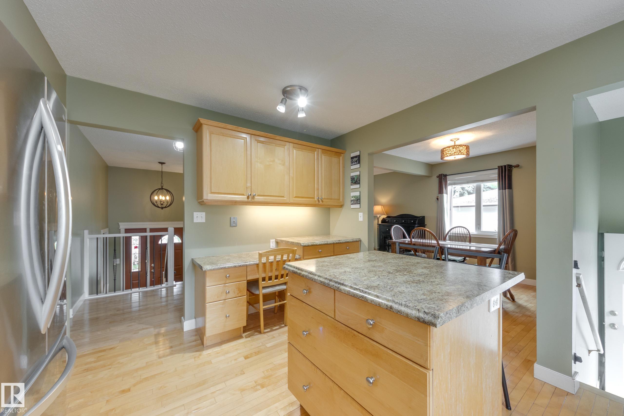 Photo 12 at 36 Fenwick Crescent, Forest Lawn, St. Albert
