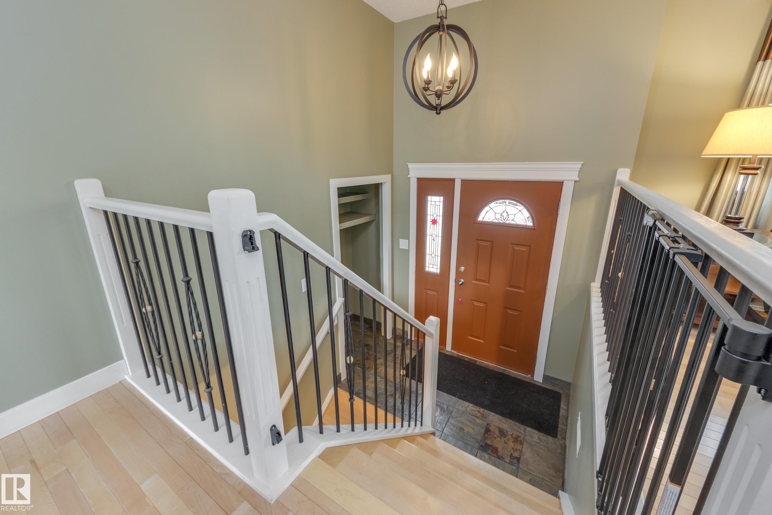 36 Fenwick Crescent, Forest Lawn, St. Albert