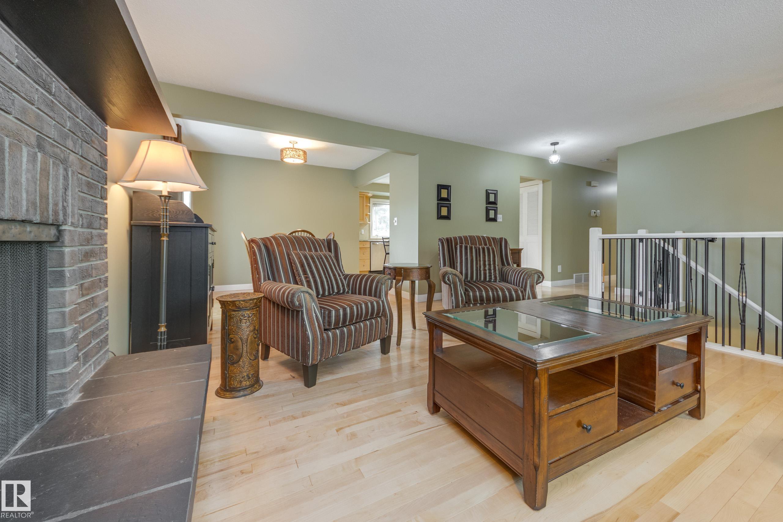 Photo 7 at 36 Fenwick Crescent, Forest Lawn, St. Albert