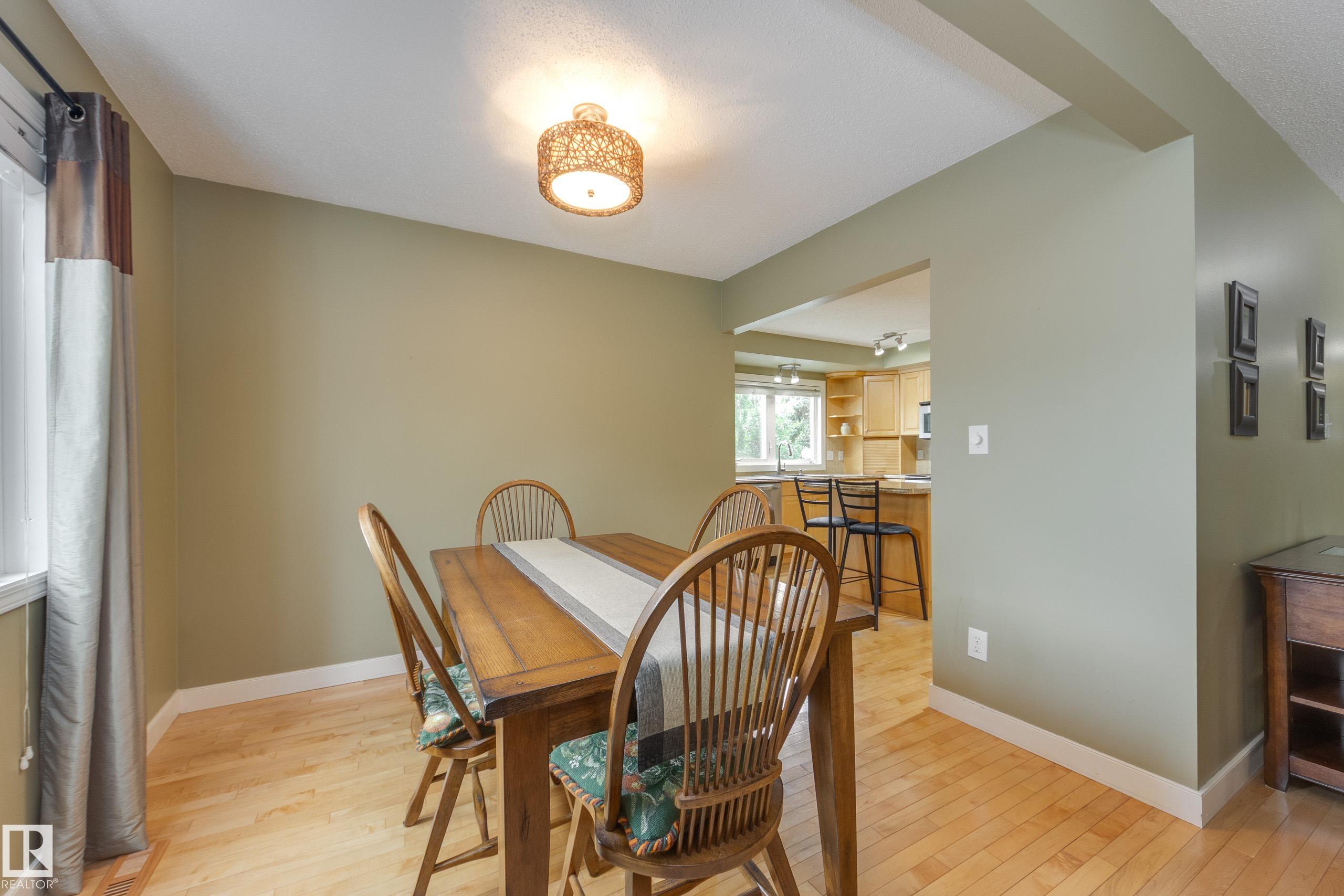 Photo 9 at 36 Fenwick Crescent, Forest Lawn, St. Albert