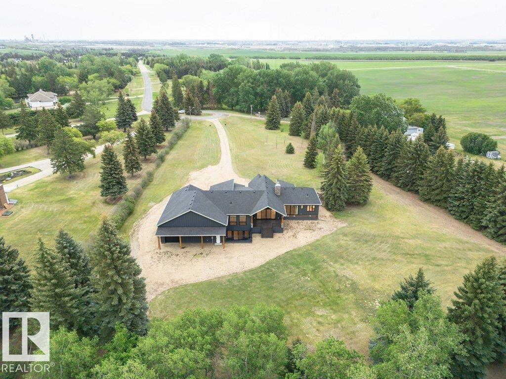 Photo 12 at 13 - 55326 Rge Road 223, Hu Haven, Rural Sturgeon County