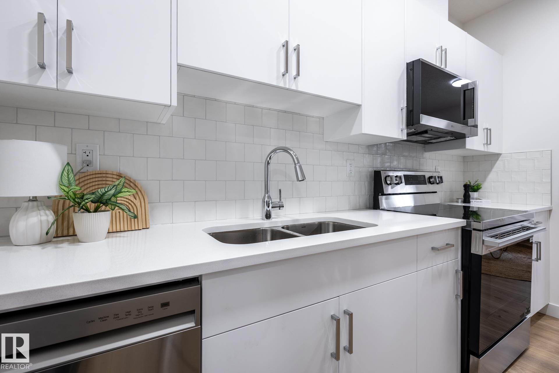 Photo 7 at 35 - 2735 Alces Way SW, Alces, Edmonton