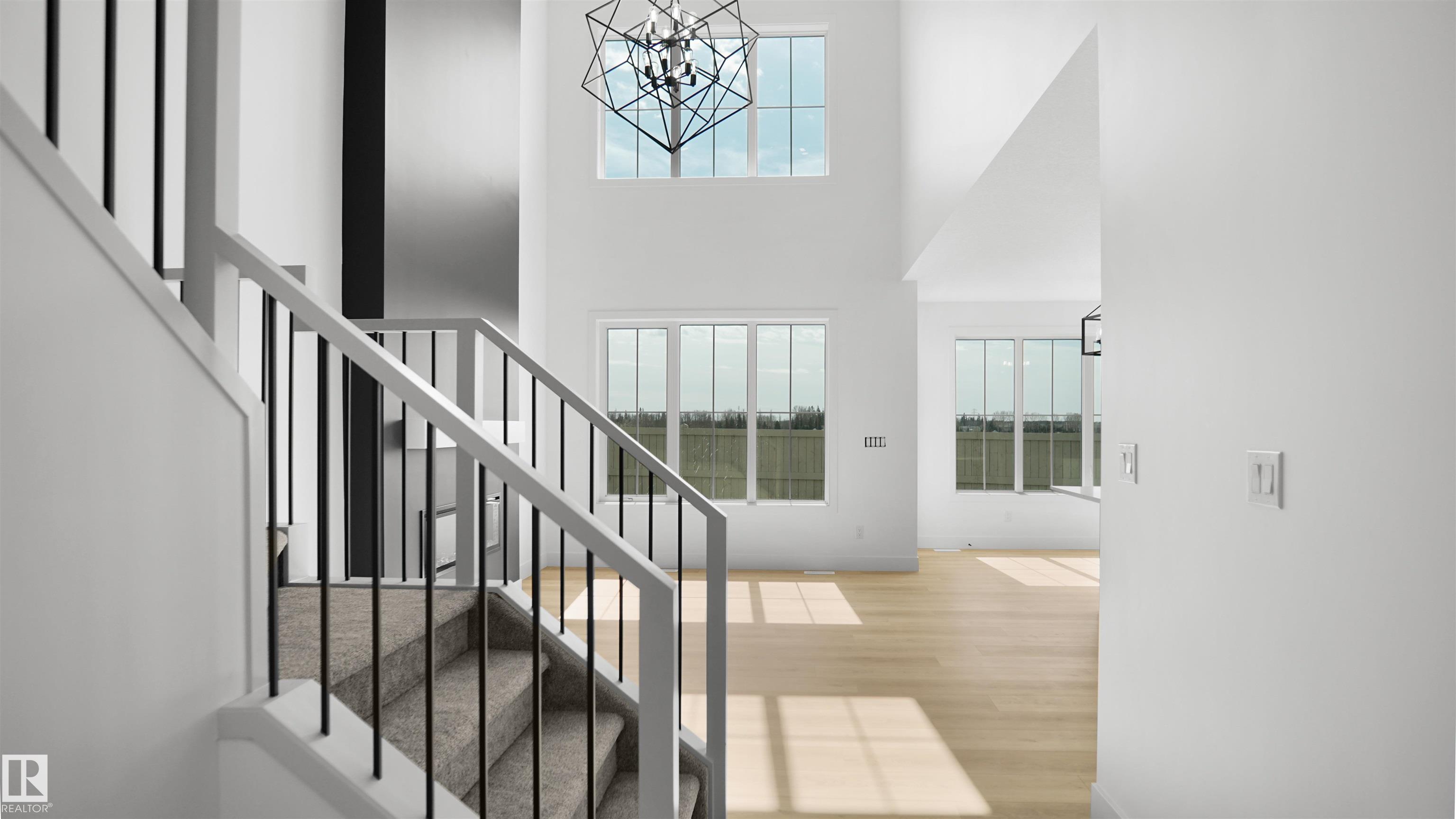 803 30 Avenue NW, Maple Crest, Edmonton