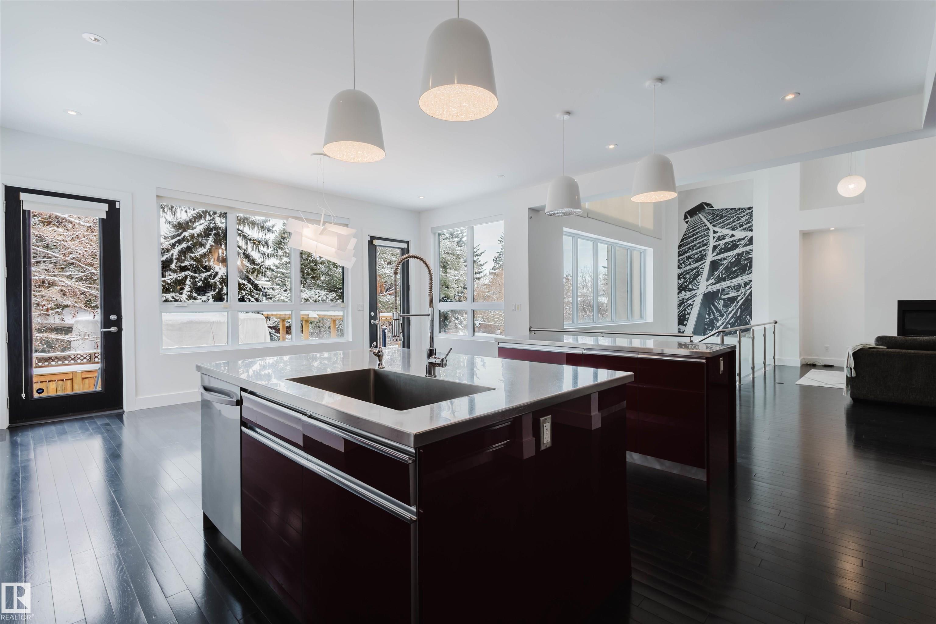 Photo 14 at 6307 125 Street NW, Grandview Heights, Edmonton