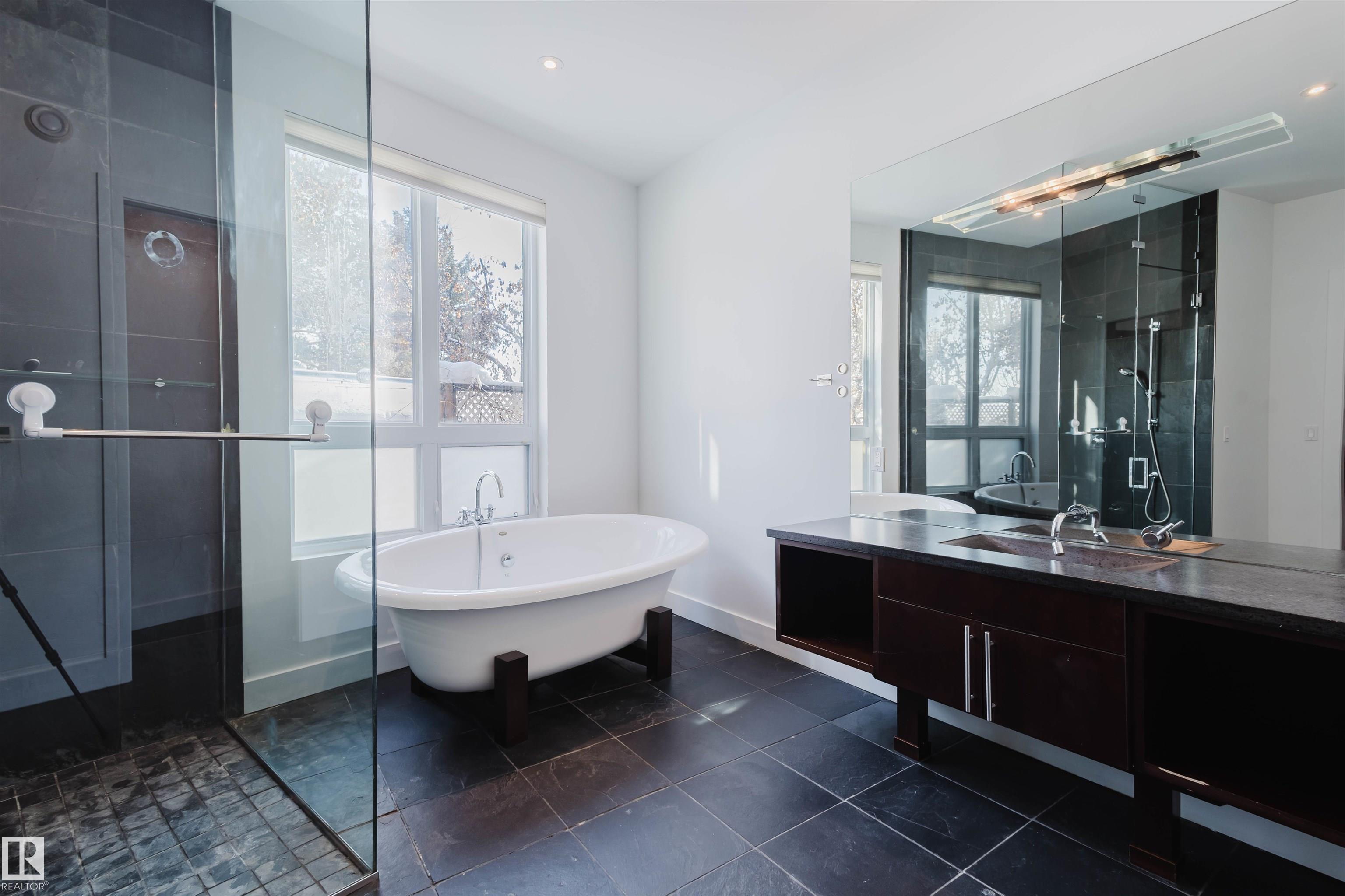 Photo 27 at 6307 125 Street NW, Grandview Heights, Edmonton