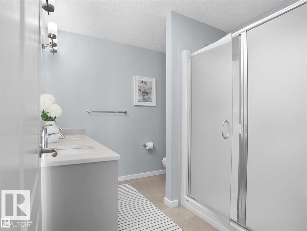 Photo 24 at 207 41 Avenue NW, Maple Crest, Edmonton