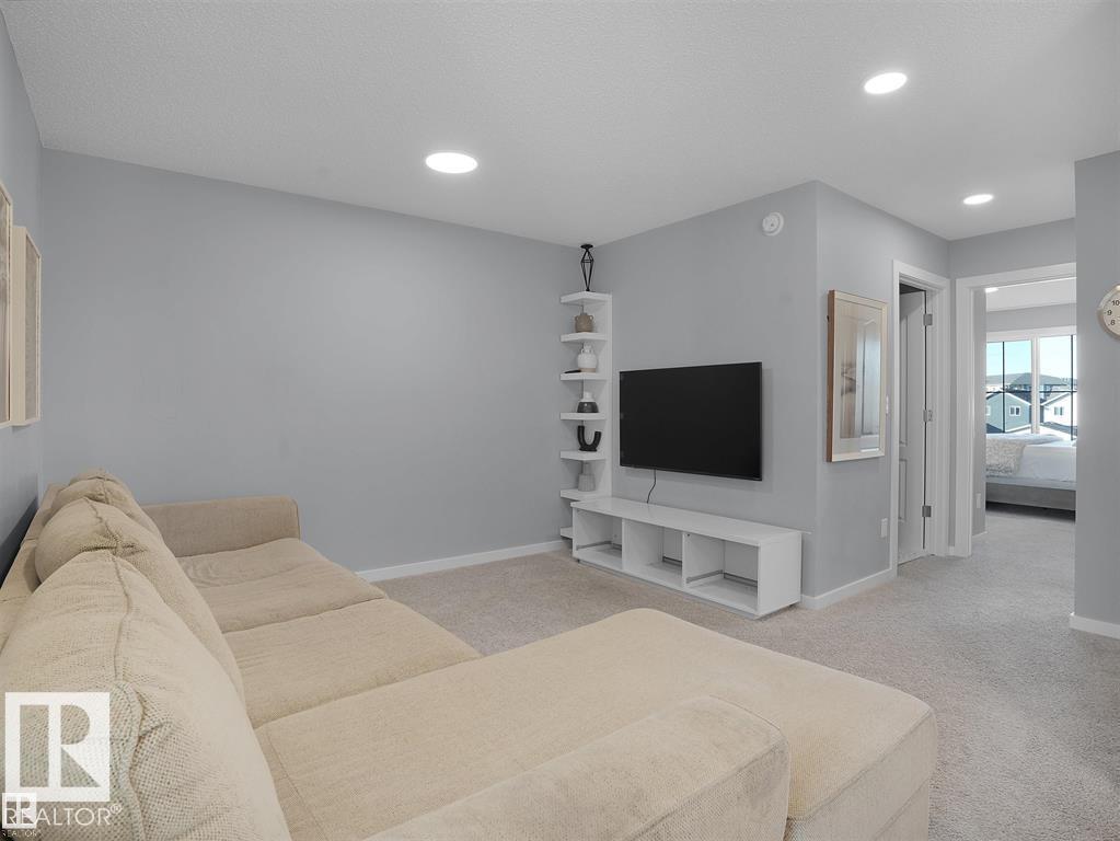 Photo 61 at 207 41 Avenue NW, Maple Crest, Edmonton