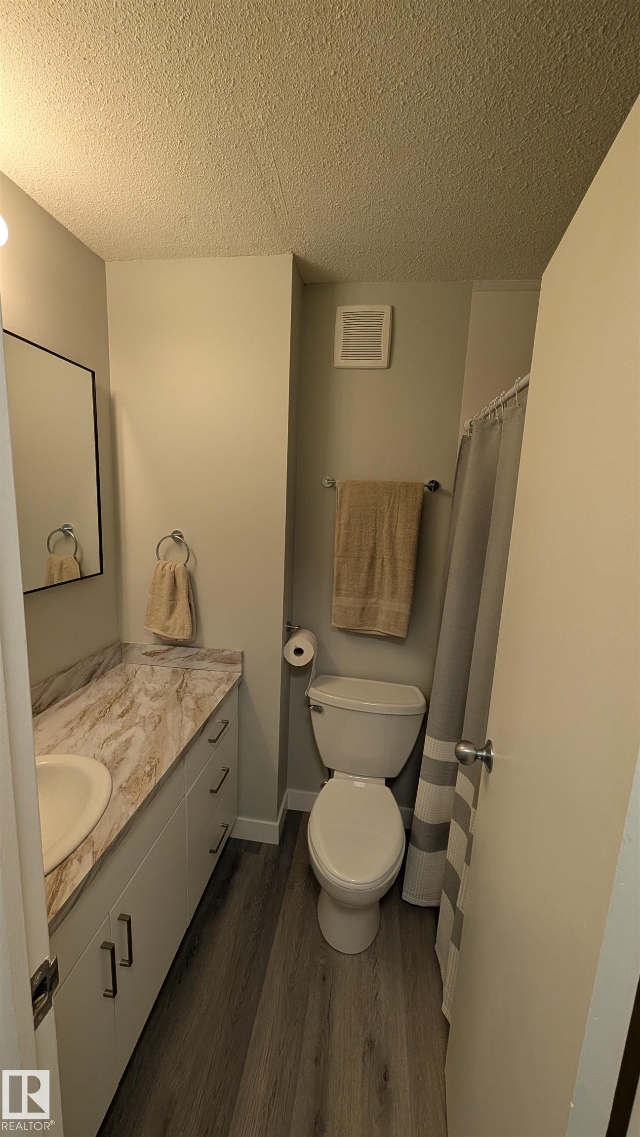 Photo 6 at 714 - 10160 114 Street NW, Wîhkwêntôwin, Edmonton