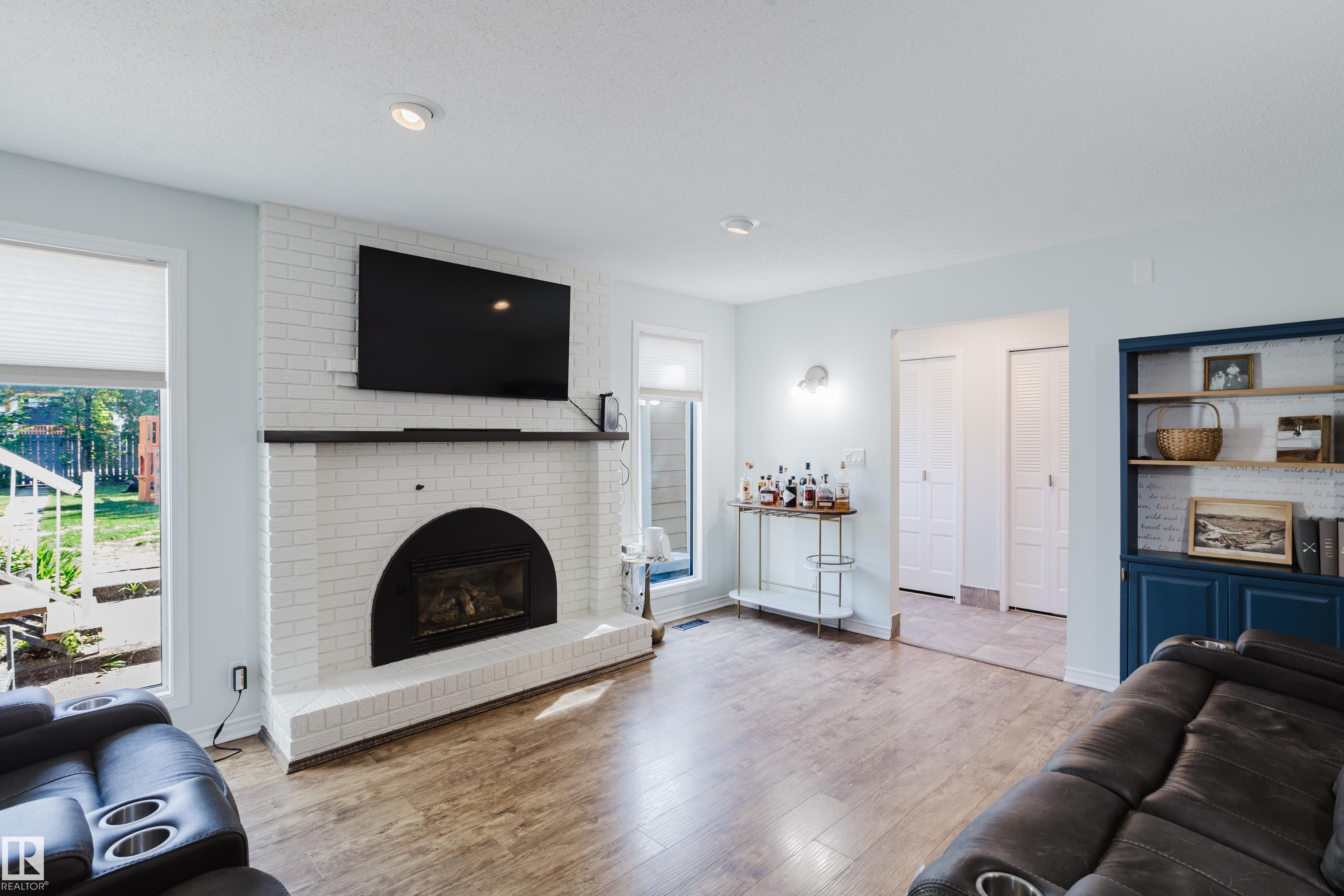 Photo 12 at 33 Mill Drive, Mission, St. Albert