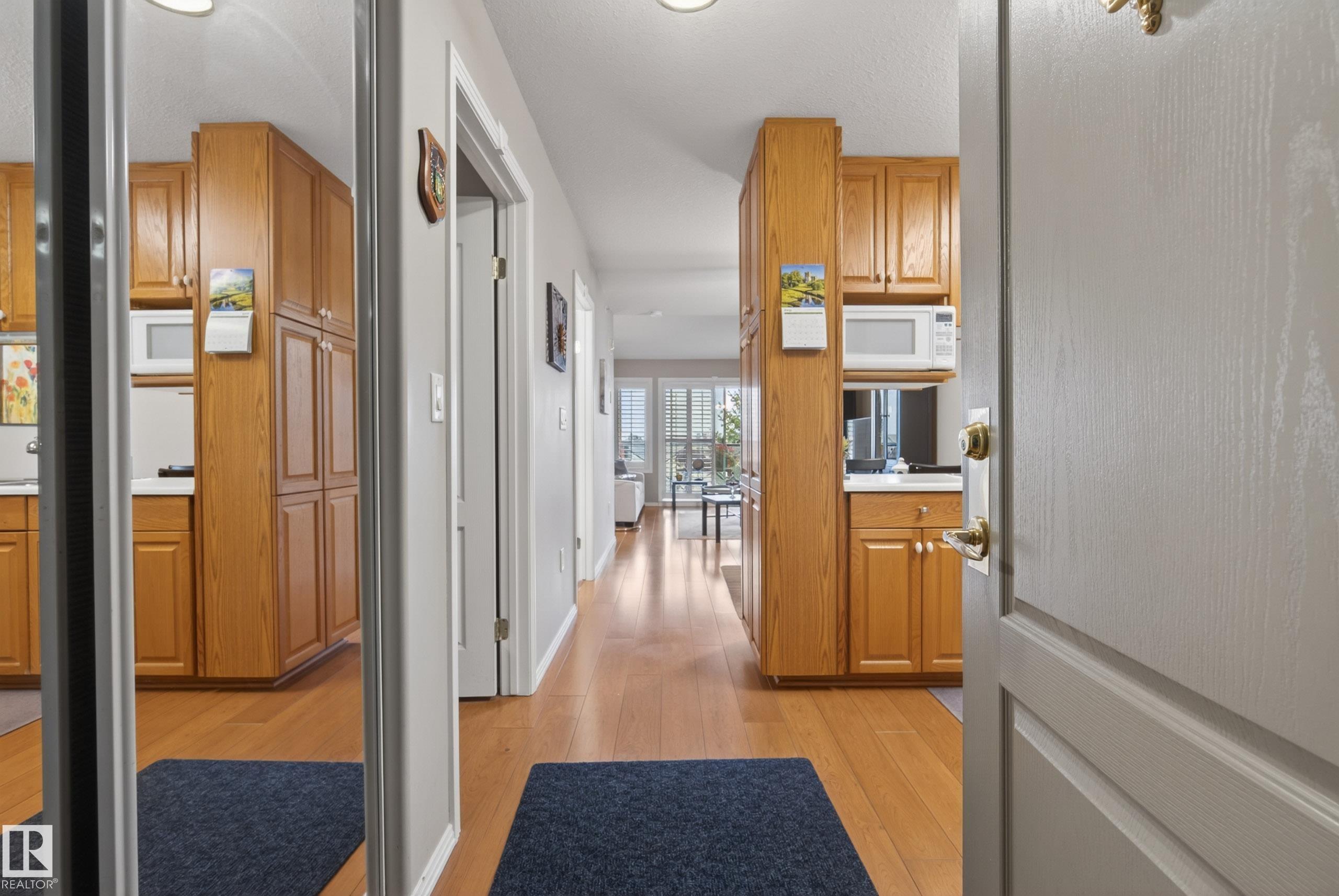 Photo 7 at 413 - 8912 156 Street NW, Meadowlark Park, Edmonton