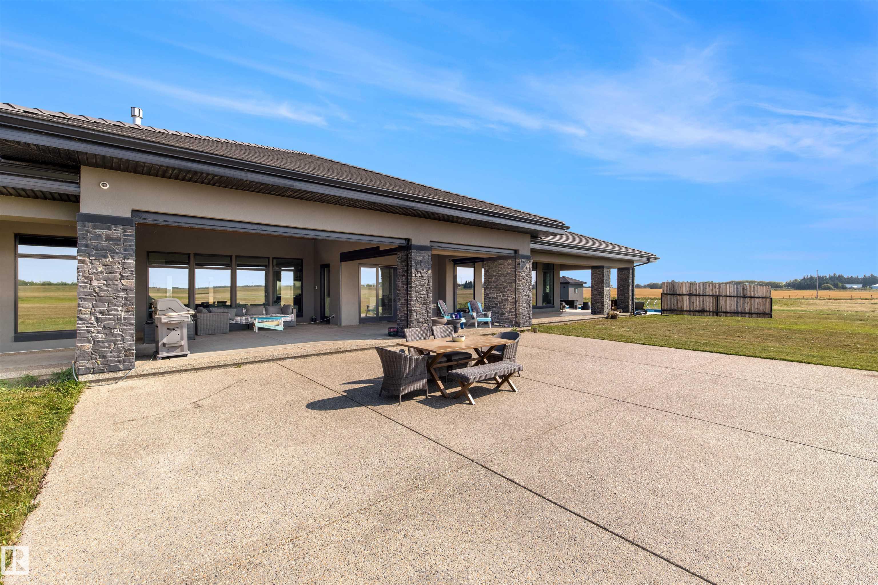 25056 Twp Road 492, None, Rural Leduc County