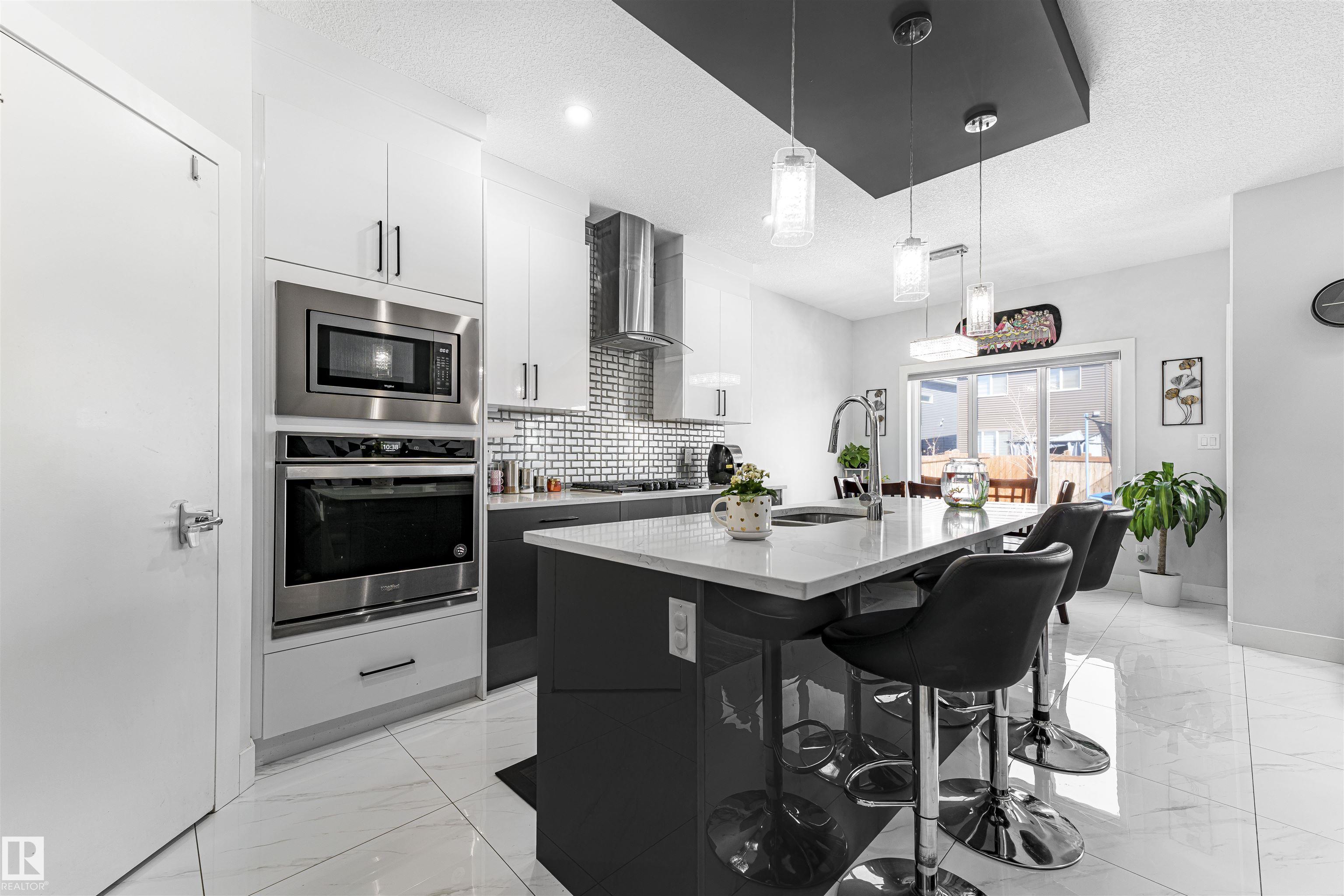 Photo 10 at 16212 32 Avenue SW, Glenridding Ravine, Edmonton