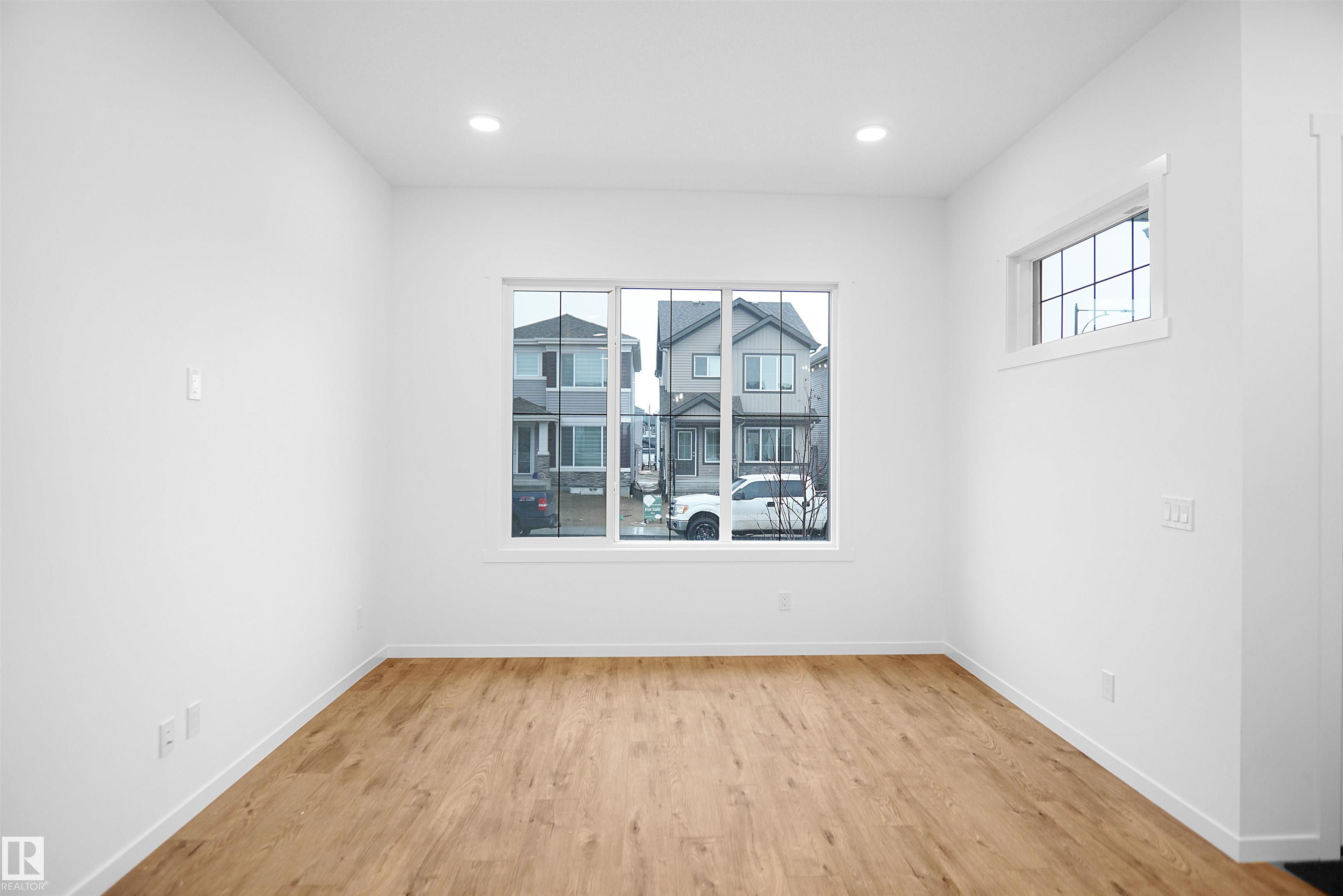 20605 42 Avenue NW, Edgemont, Edmonton