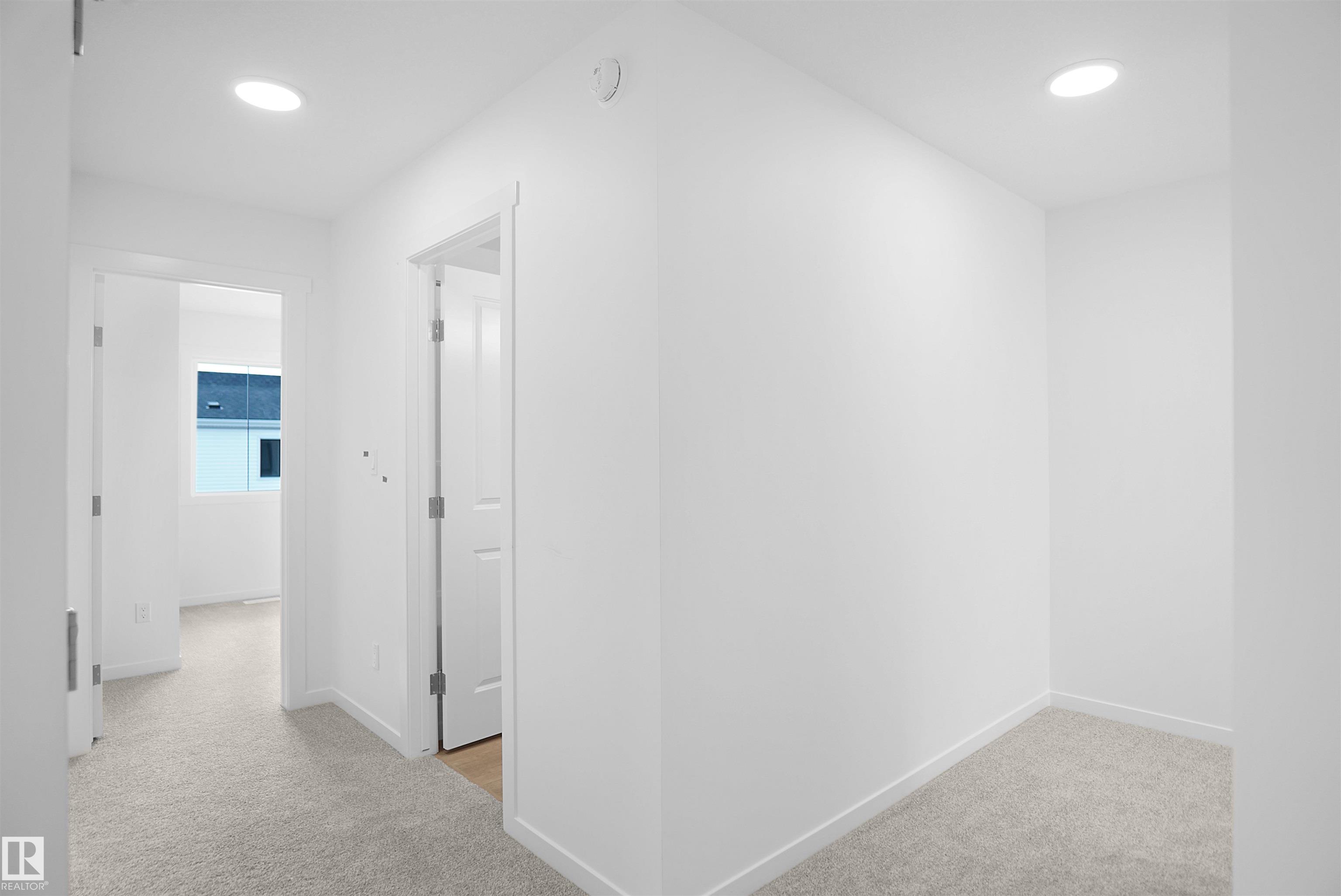 https://zimg.paragon.ice.com/ParagonImages/Property/PM/RAE/225404200/16/0/0/87654d5e9418875da63b104774058b6c/1/a8ce177a95357820a32543b7906e1ea0/225404200-276D51BB-0310-42D5-8979-9B7357AB45DD.JPG