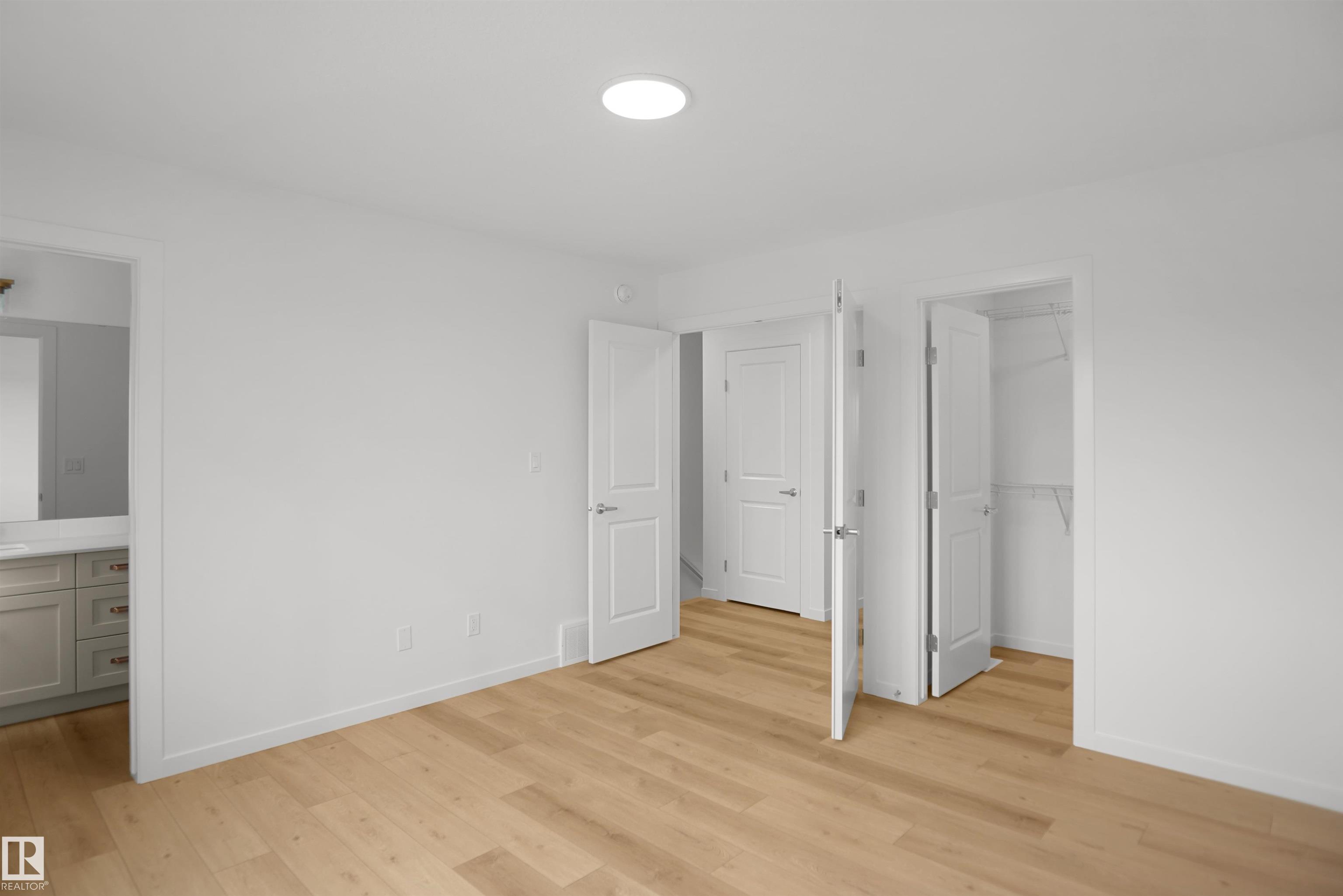 https://zimg.paragon.ice.com/ParagonImages/Property/PM/RAE/225404201/18/0/0/bcc6b31838099c23cdf2ff2876c06cbe/1/ae32a3d1b71be399d65572469d972474/225404201-b2e03f5b-ed77-4c38-b748-2e1890d9db6b.JPG