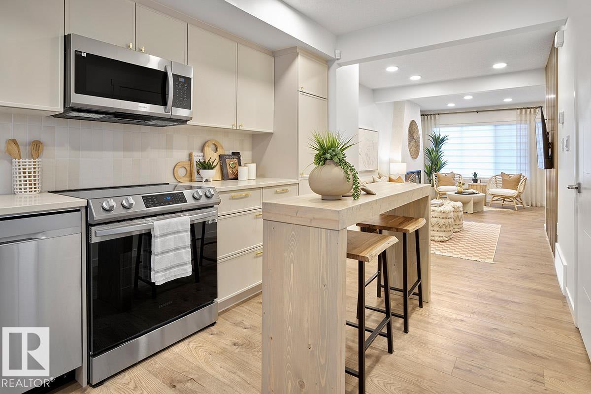3 18640 18 Avenue NW, River's Edge, Edmonton