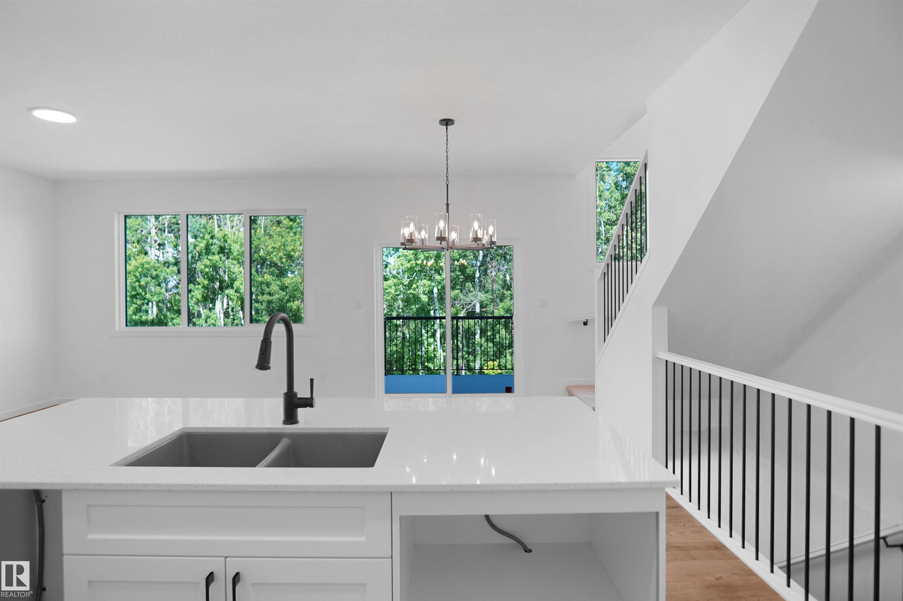 https://zimg.paragon.ice.com/ParagonImages/Property/PM/RAE/225404214/10/0/0/c6a2681a5cd9b694934a54c339d71814/1/d088f029562b7de35709a58307bcf0f3/225404214-30822adf-10d8-40b0-b665-f50ba6161471.JPG